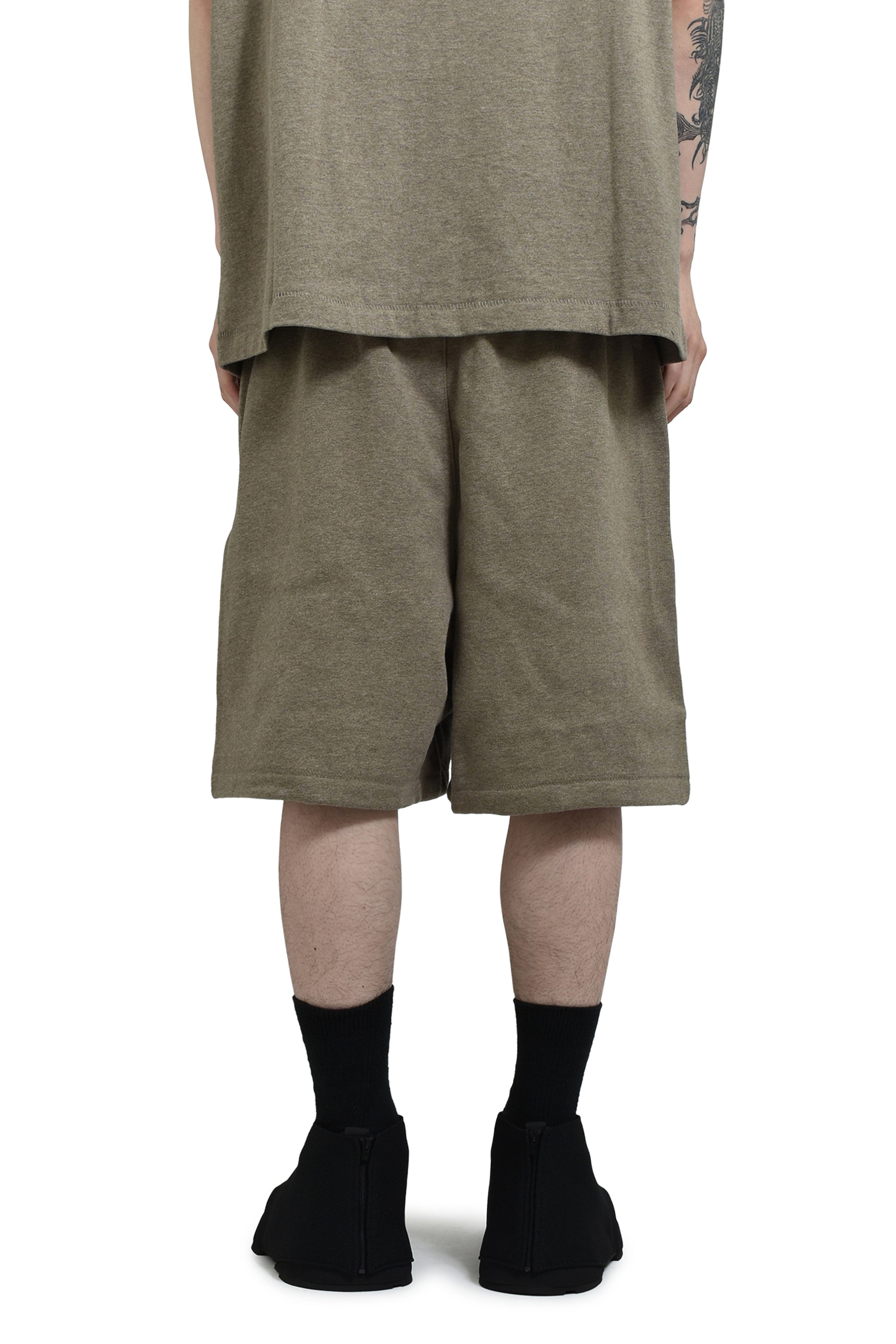 ESSENTIALS SOCCER FLEECE SHORTS / HOMESTEAD HEATHER