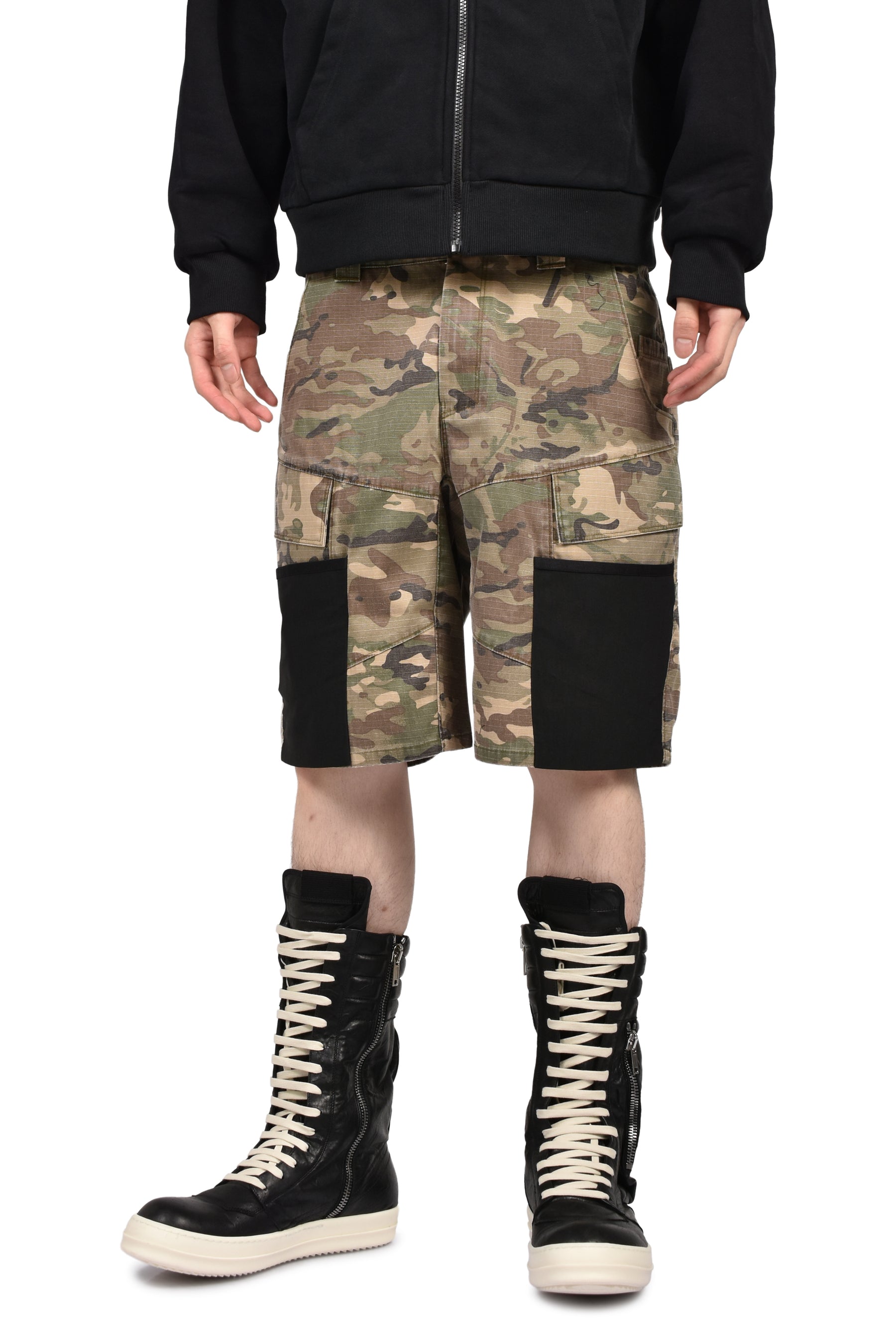 CARGO SHORT / CAMO