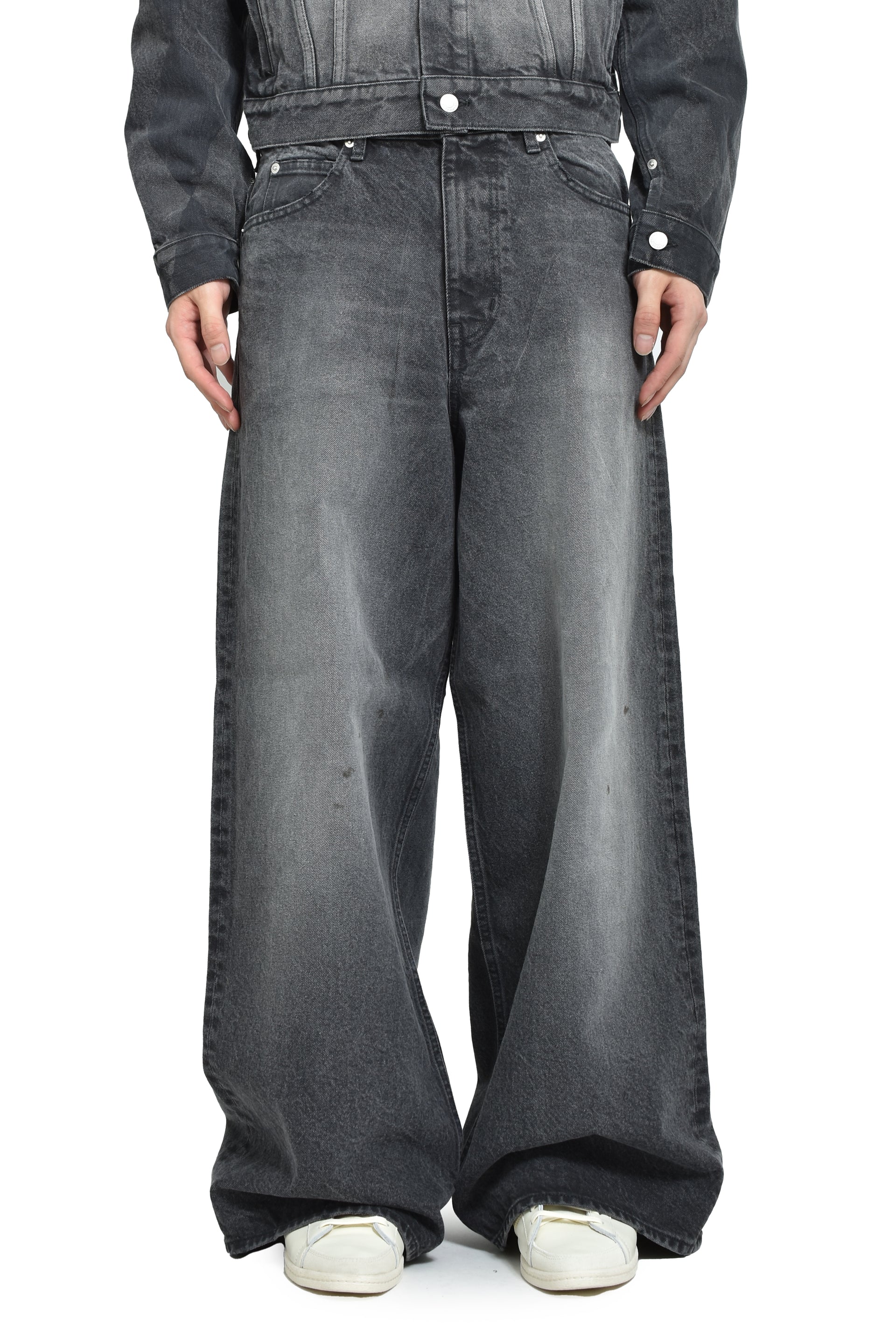 MB BAGGY JEANS USED / BLK