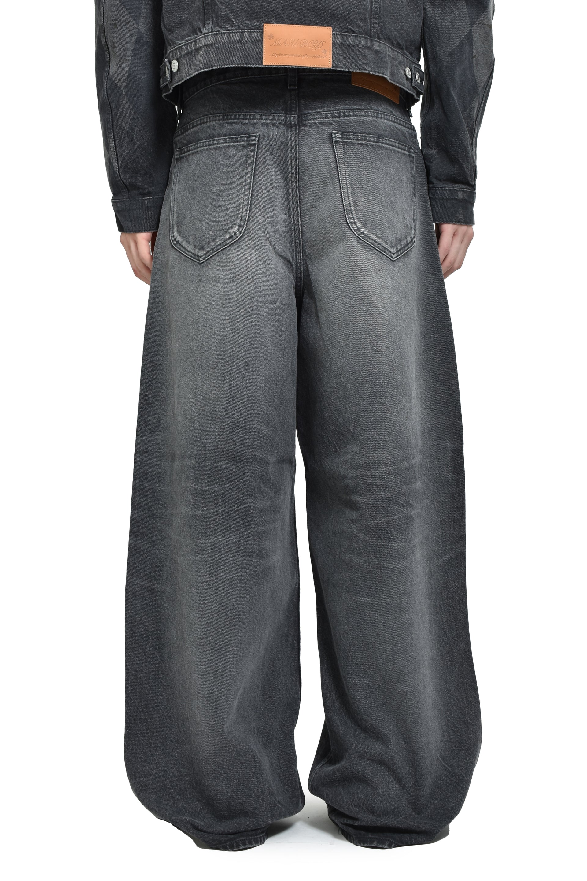 MB BAGGY JEANS USED / BLK