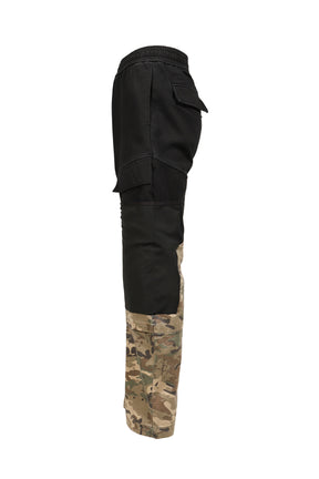MIXED MATERIAL CARGO SWEAT PANT / CAMO HALF