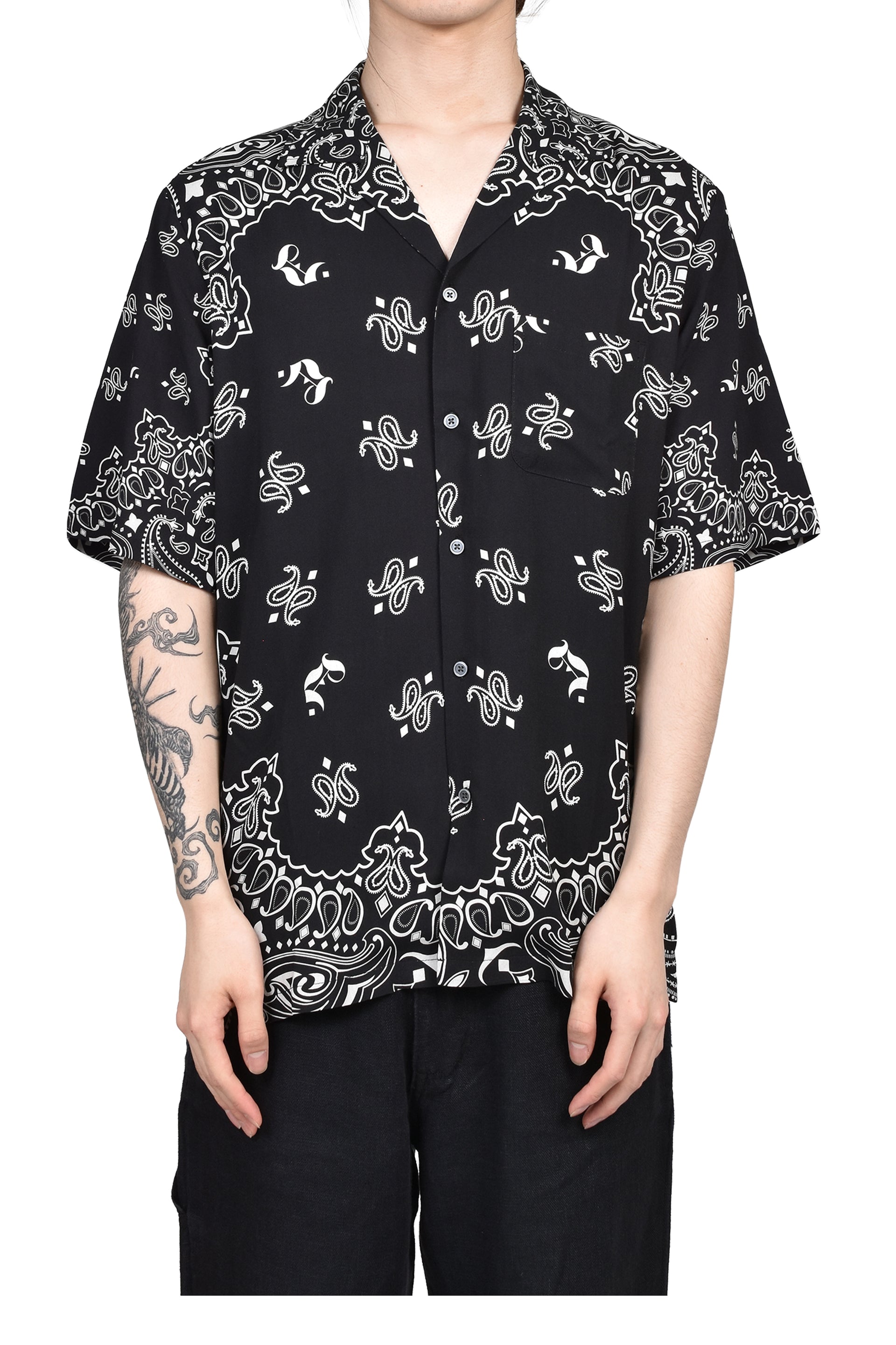 PAISLEY SHORT SLEEVE SHIRTS / BLK