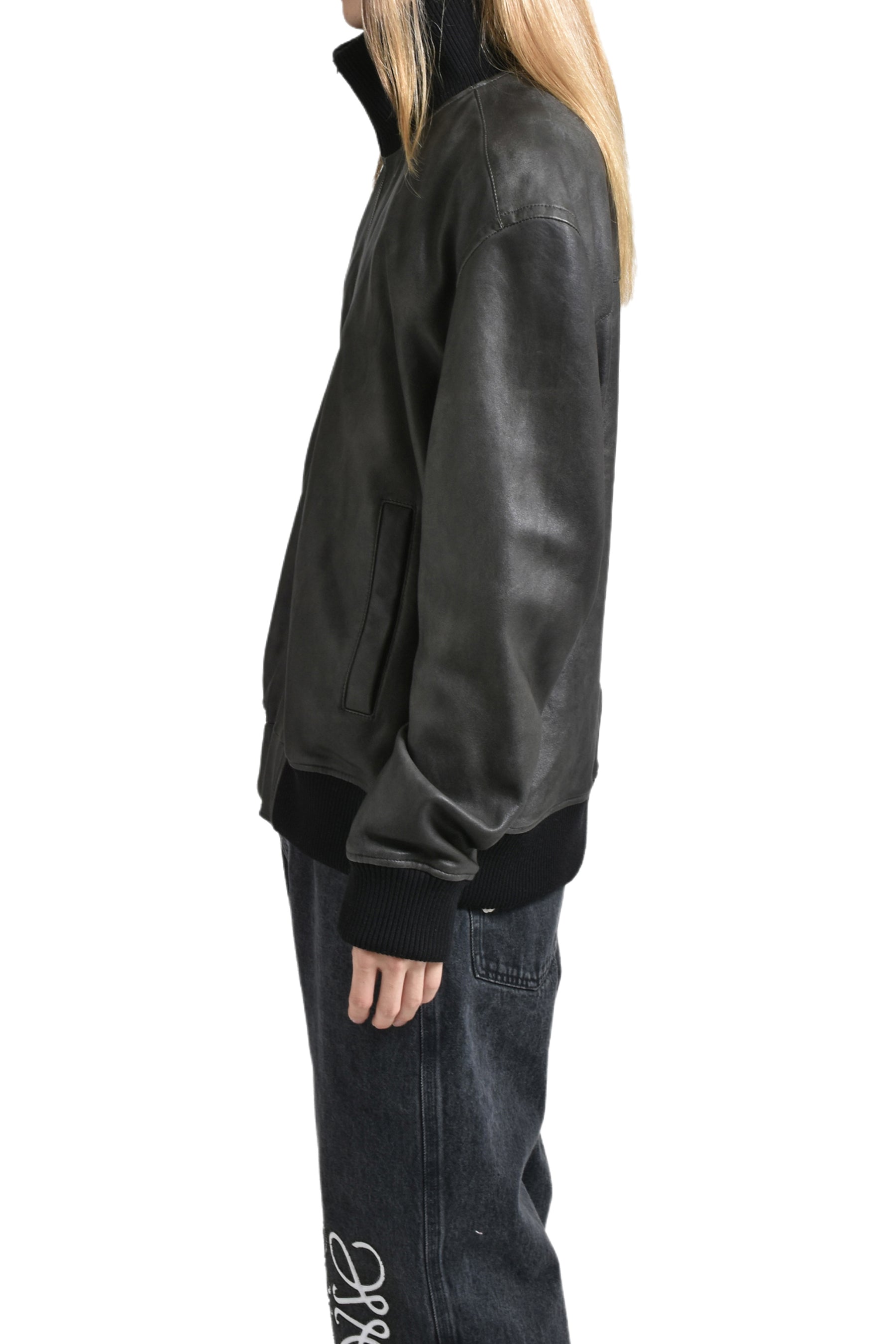 ZIPPED UP JACKET / BLK