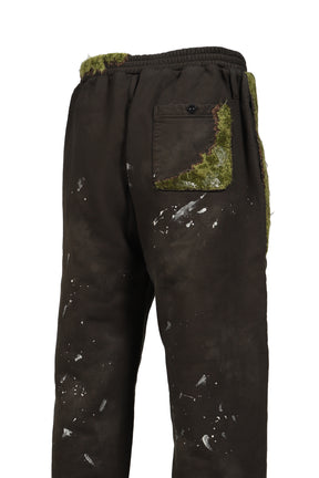 MOSS-GROWN EMBROIDERY SWEAT PANTS / BRW