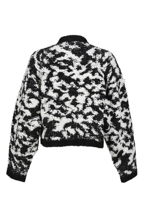 GIANT LEOPARD PULL OVER / BLK / WHT 