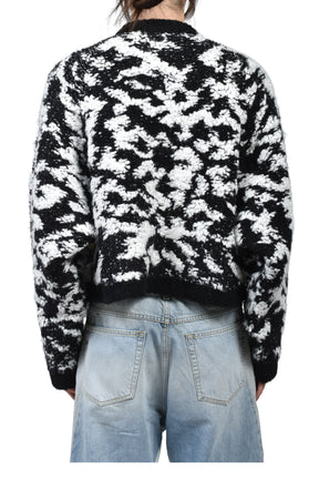 GIANT LEOPARD PULL OVER / BLK / WHT 