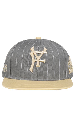 PINSTRIPE BASEBALL HAT / GRY/BEI
