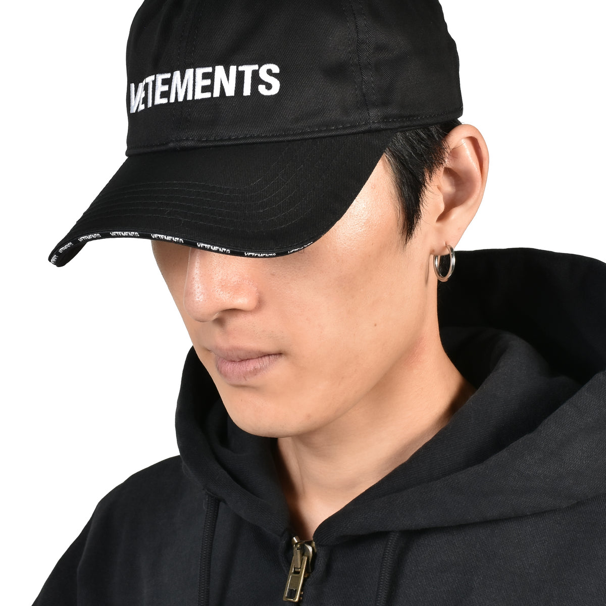 vetements ヴェトモン　キャップ VETEMENTS ヴェトモン FW26 ICONIC LOGO CAP / BLK - NUBIAN ヌビアン