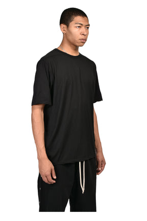 BRAD T  / BLK