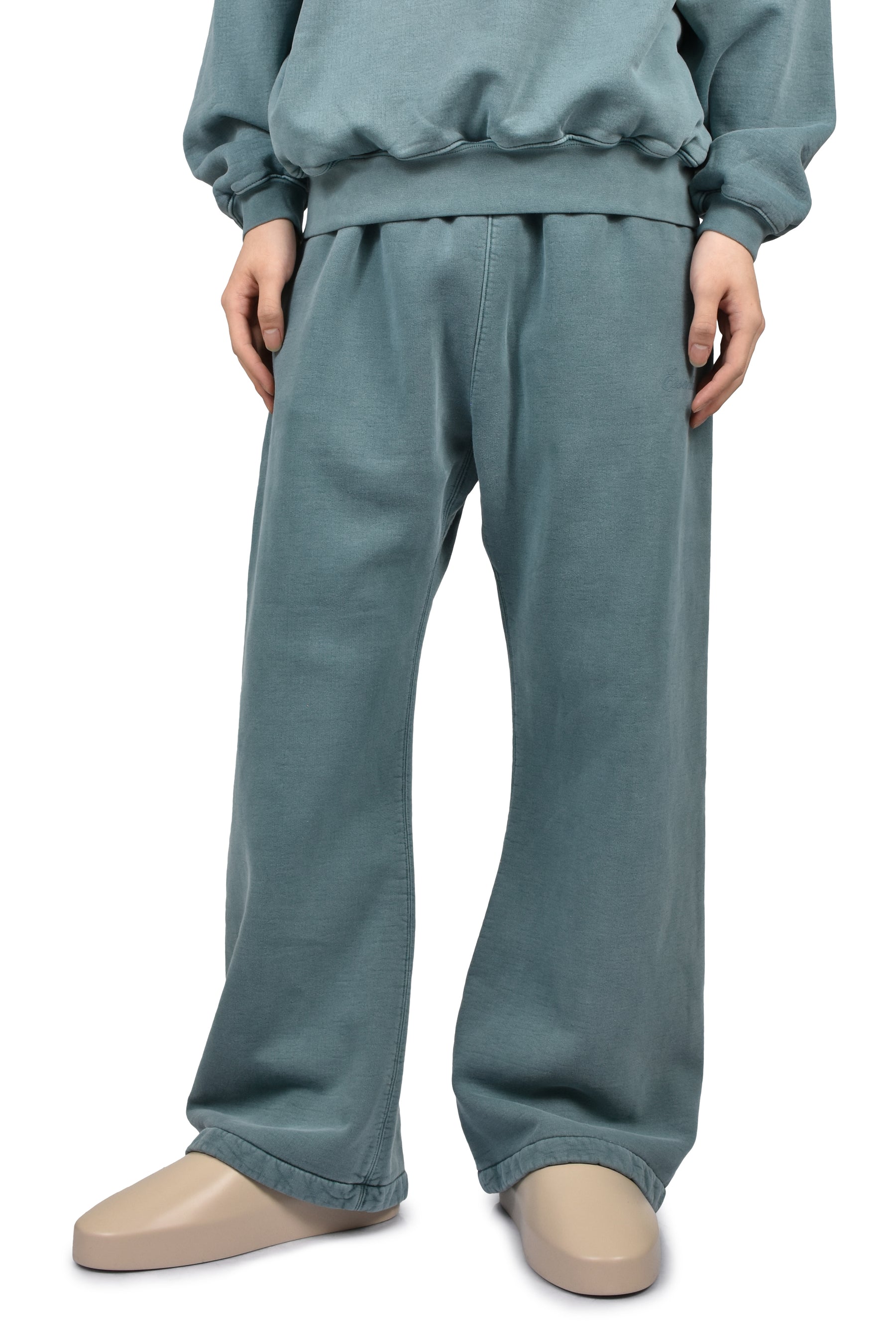 SIGNATURE FLARE SWEATPANT / FADED COASTAL