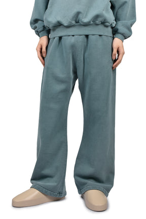 SIGNATURE FLARE SWEATPANT / FADED COASTAL
