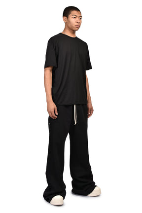BRAD T  / BLK