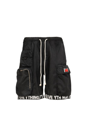 LEFT OUT SHORT / BLACK