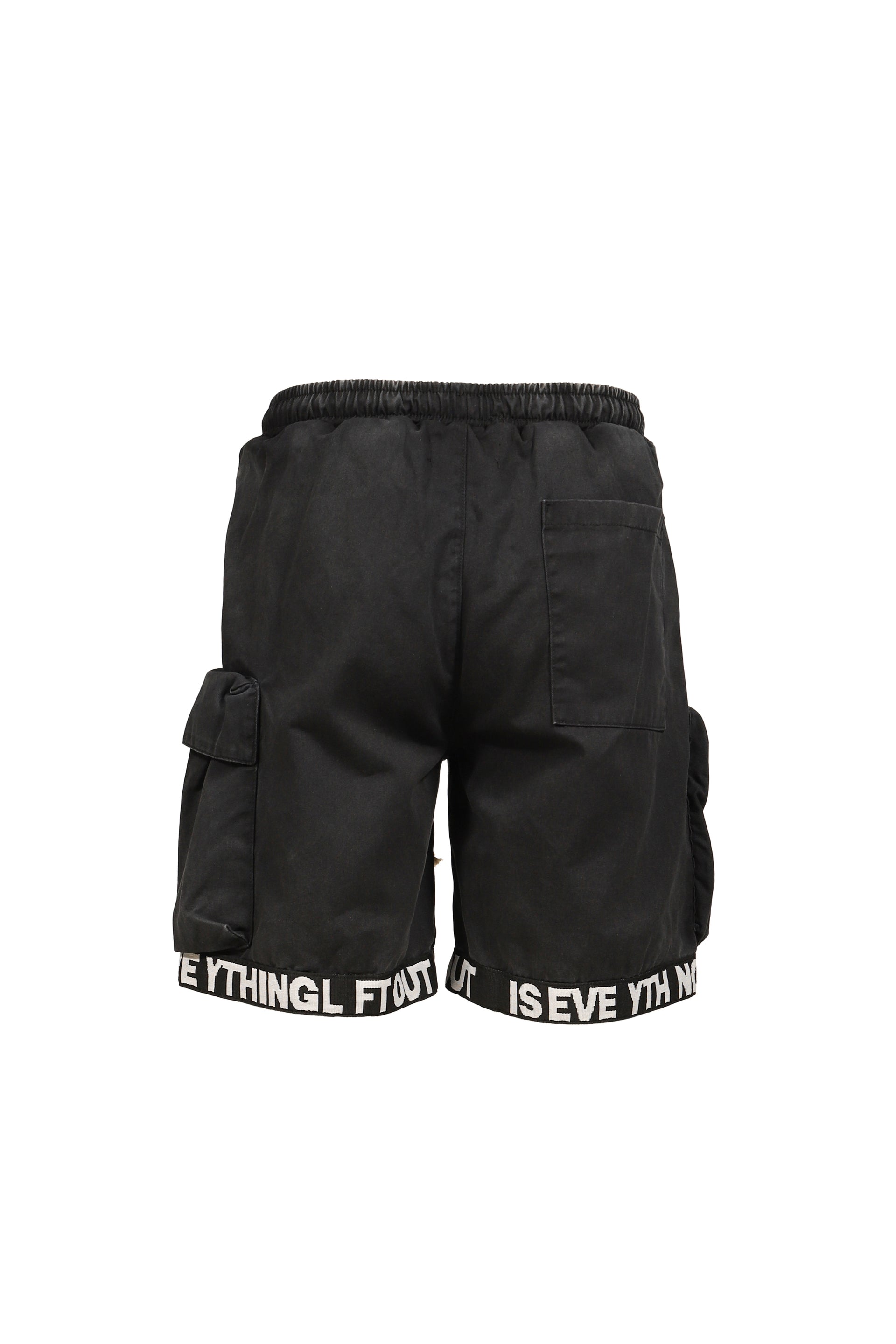 LEFT OUT SHORT / BLK