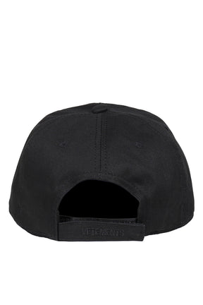 BOTTLE-OPENER CAP / BLK