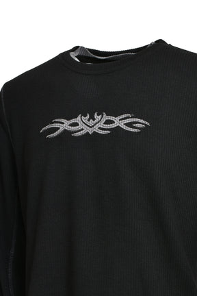 BLACK WAFFLE TRIBAL APPLIQUE LS / BLK