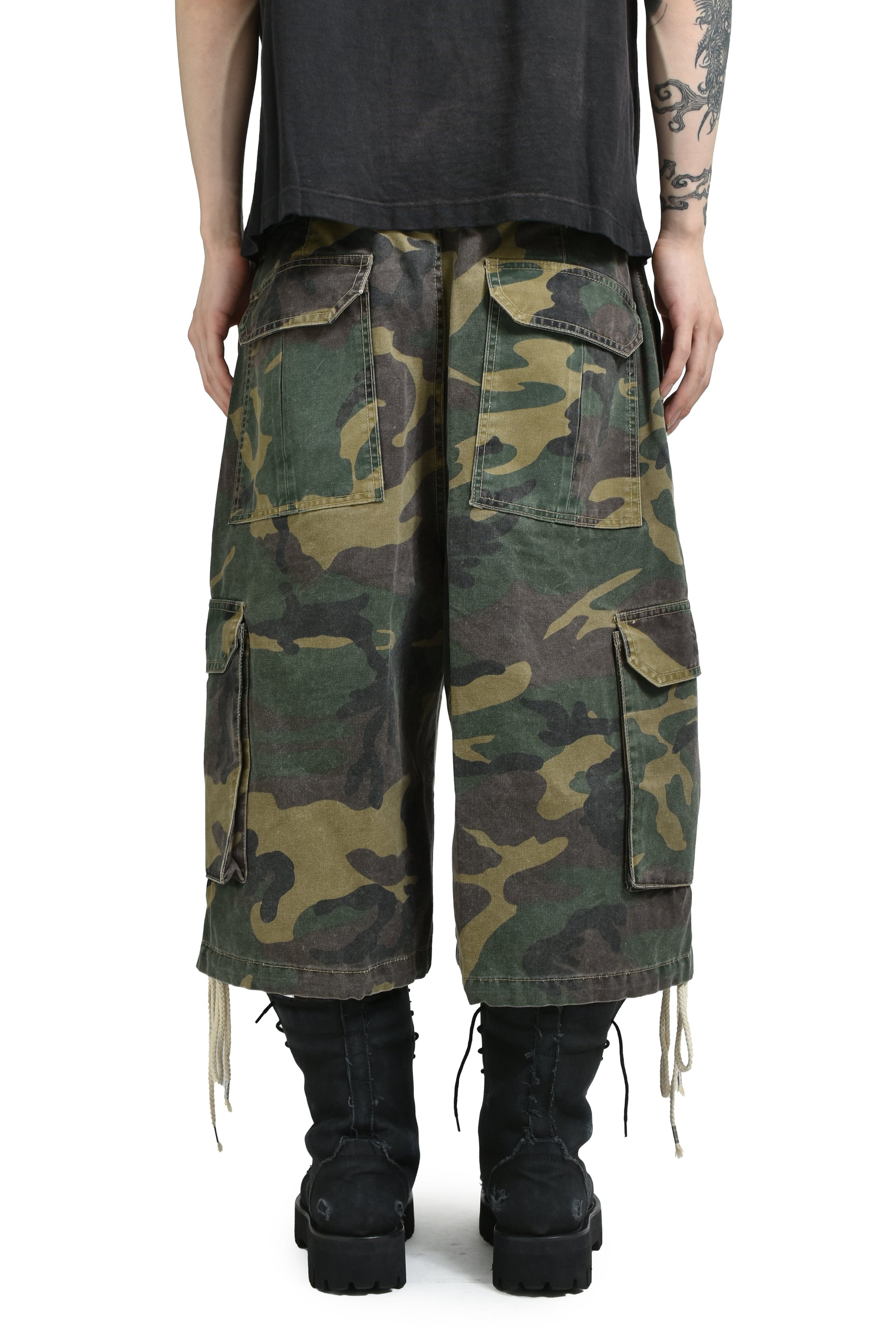 CAMO BOARD SHORT / CAMO