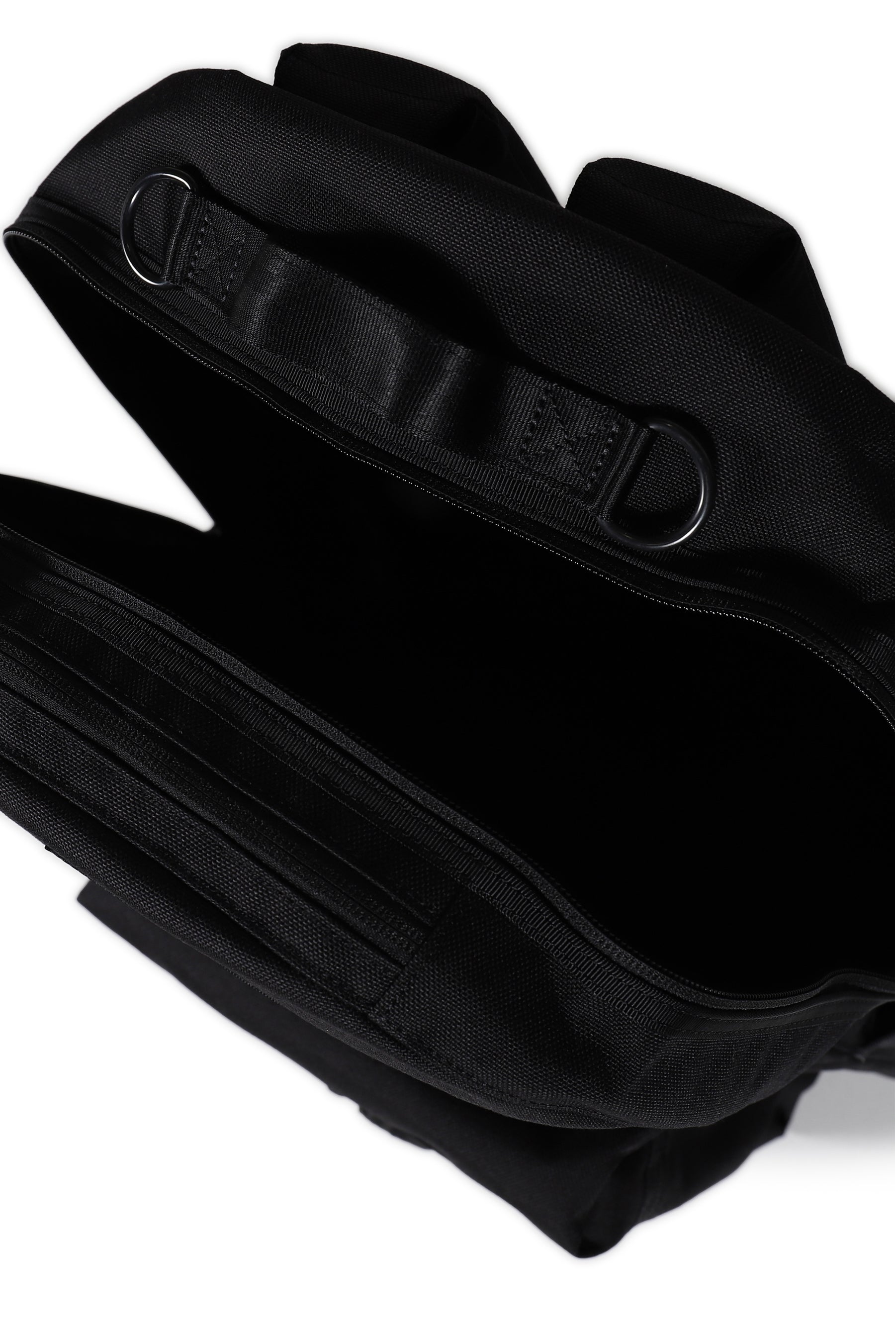 NEWTON DAYPACK L / BLK