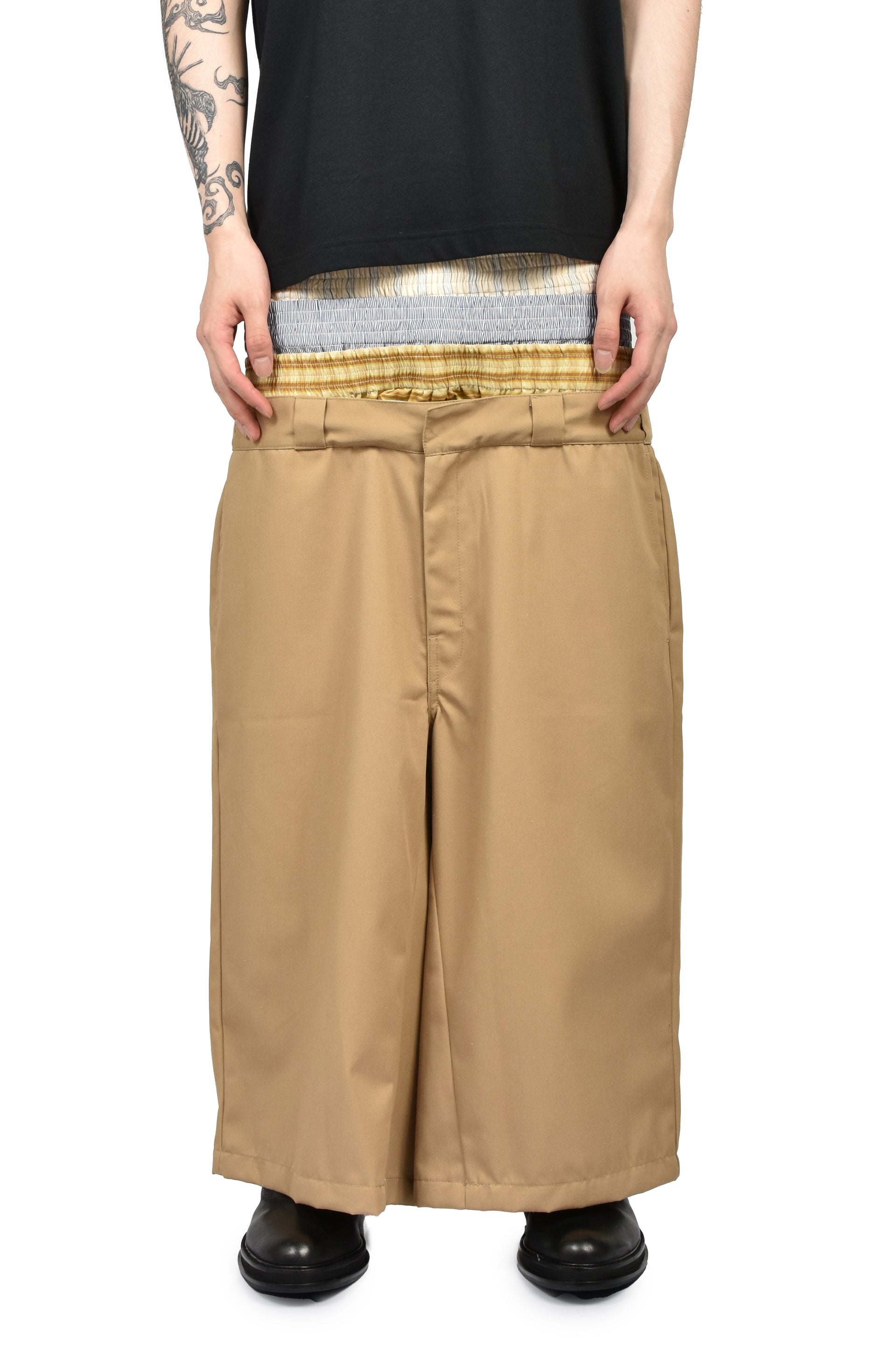 STACKED BERMUDAS / BEI