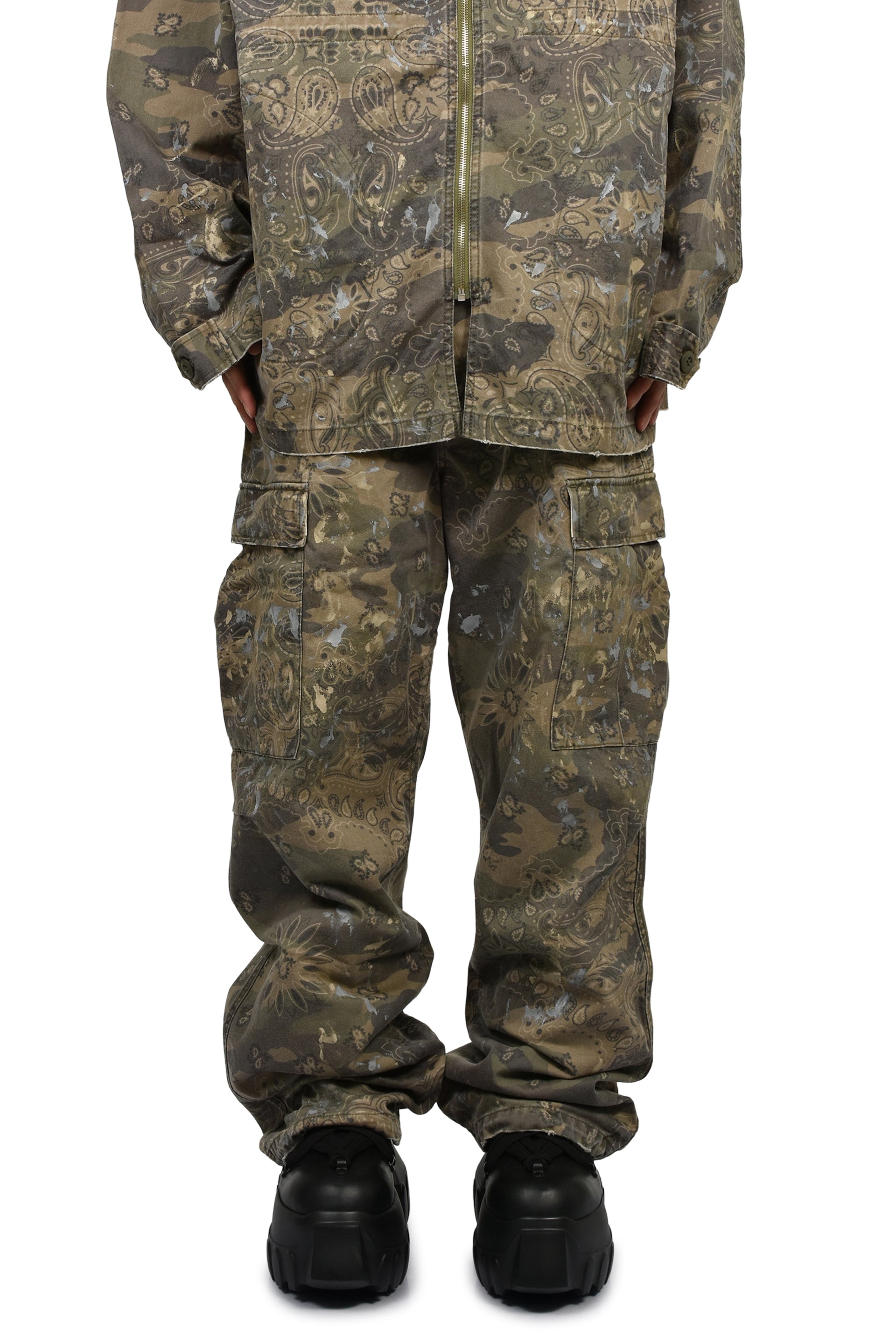 PAISLEY CAMO CARGO PANTS / KHA