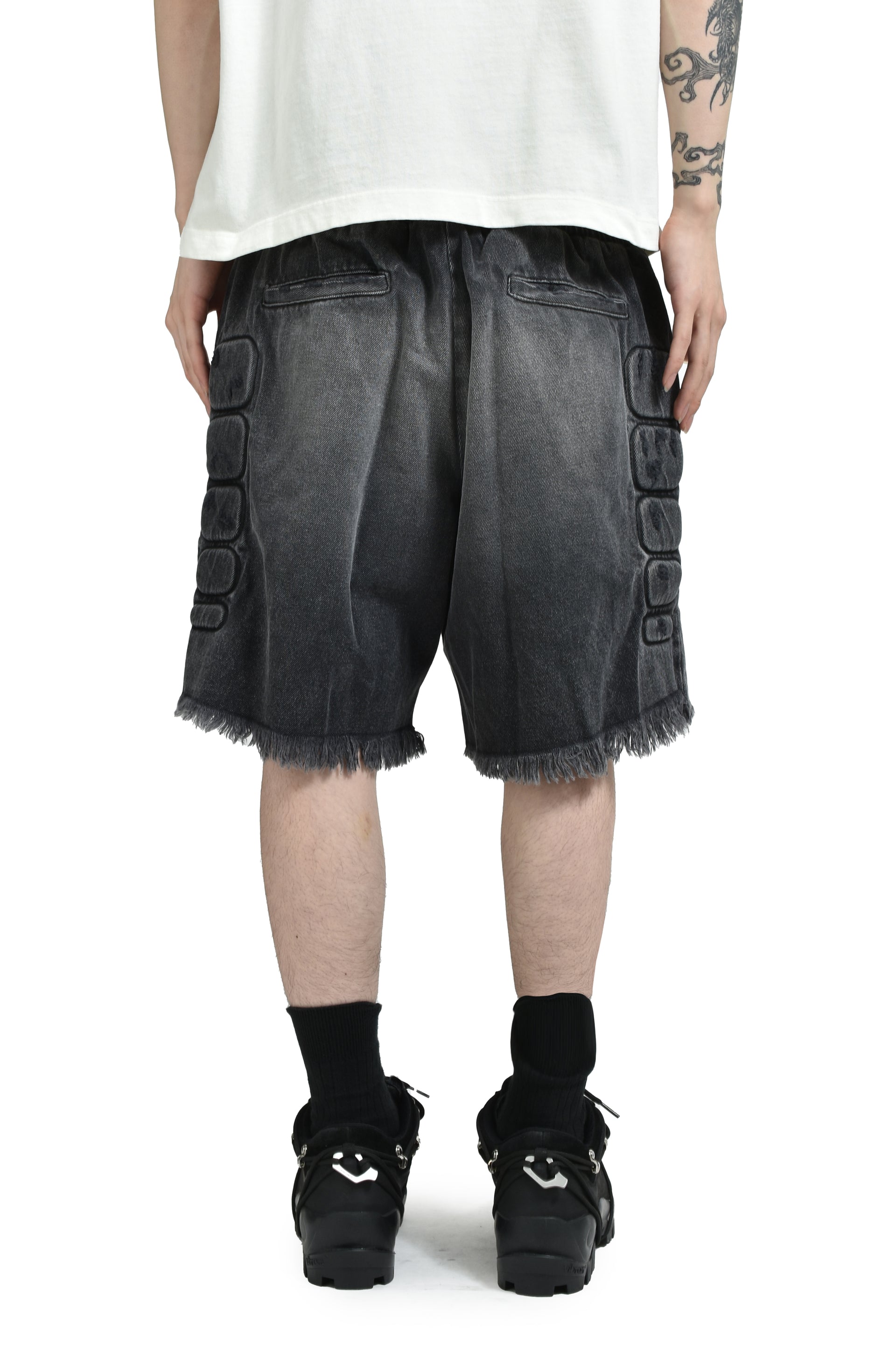 DENIM MOTO SHORT / BLK DENIM