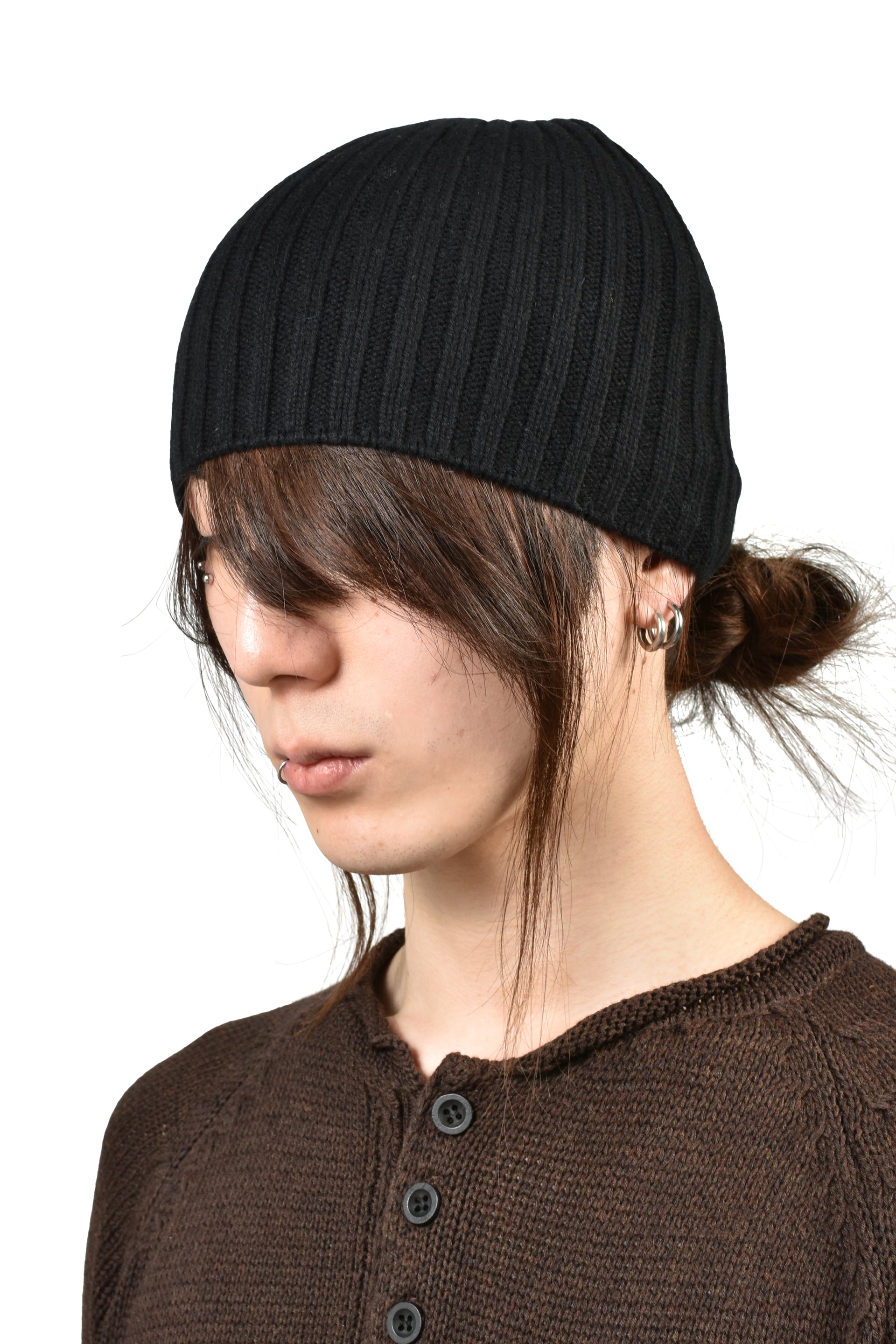 RIBBED WOOL BEANIE / BLK
