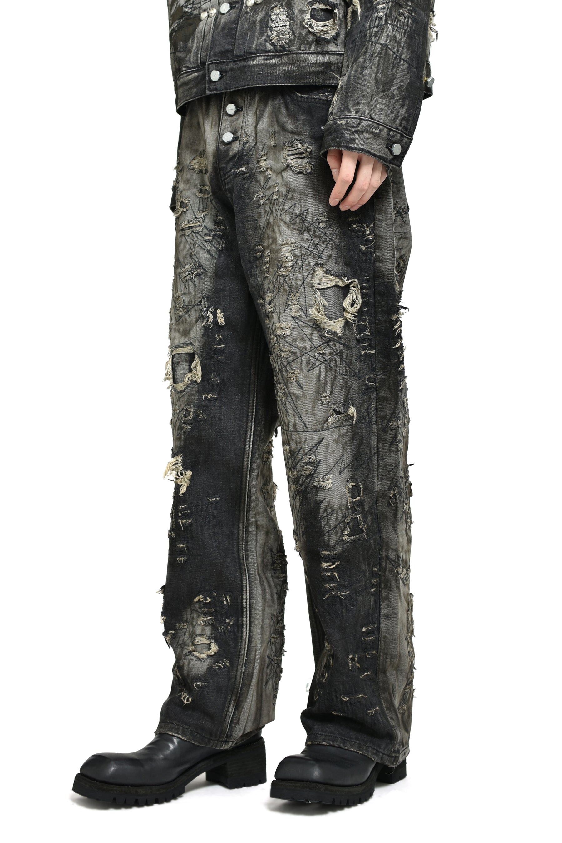 HARD-WASHED DAMAGED DENIM PANTS / BLK 