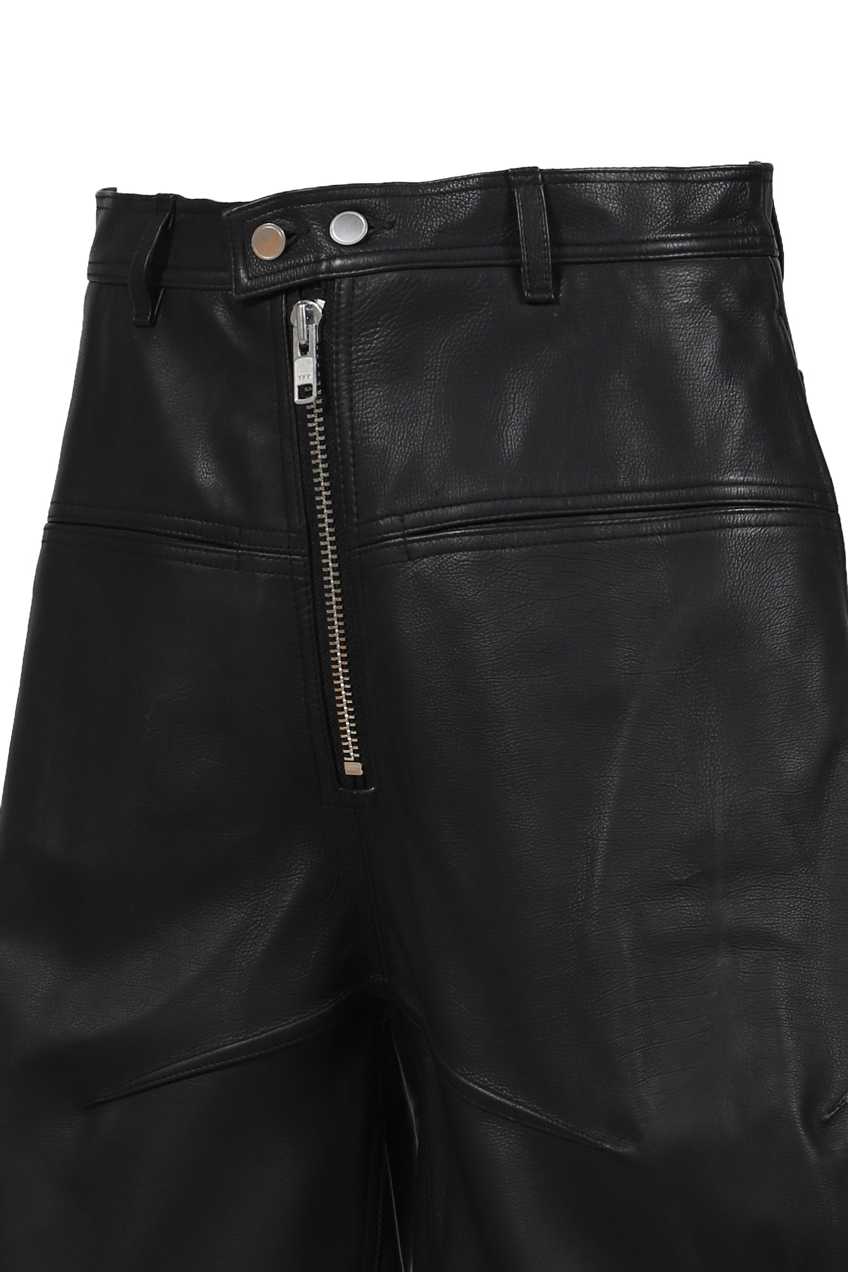 COW LEATHER BAGGY SHORTS / BLK 