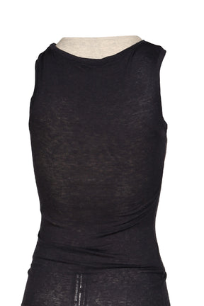 SOFT LAYERED SCOOP TOP / NVY