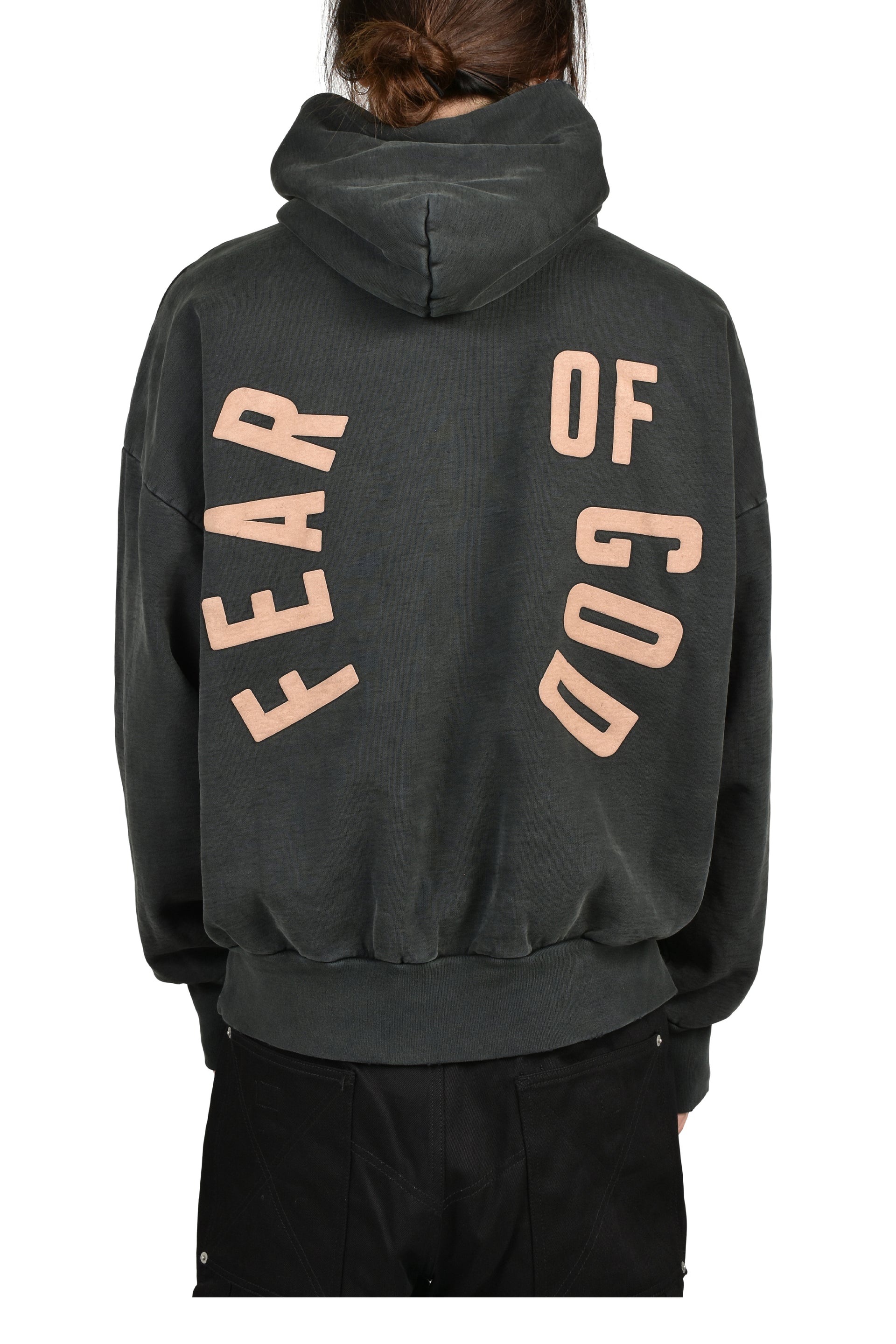 "FEAR OF GOD" CLASSIC FIT HOODIE / BLK