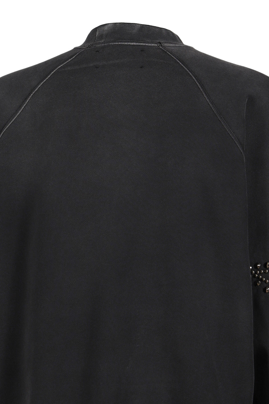 STAR STUDDED CREWNECK / BLACK 