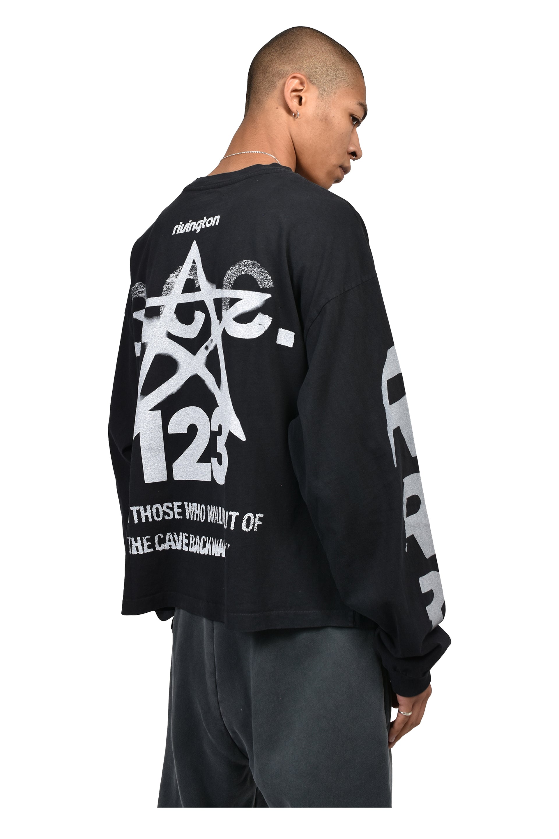 STUDDED DARK ARTS LS TSHIRTS (20TH EXCLUSIVE) / BLK