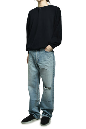 HENLEY SWEATER / BLK