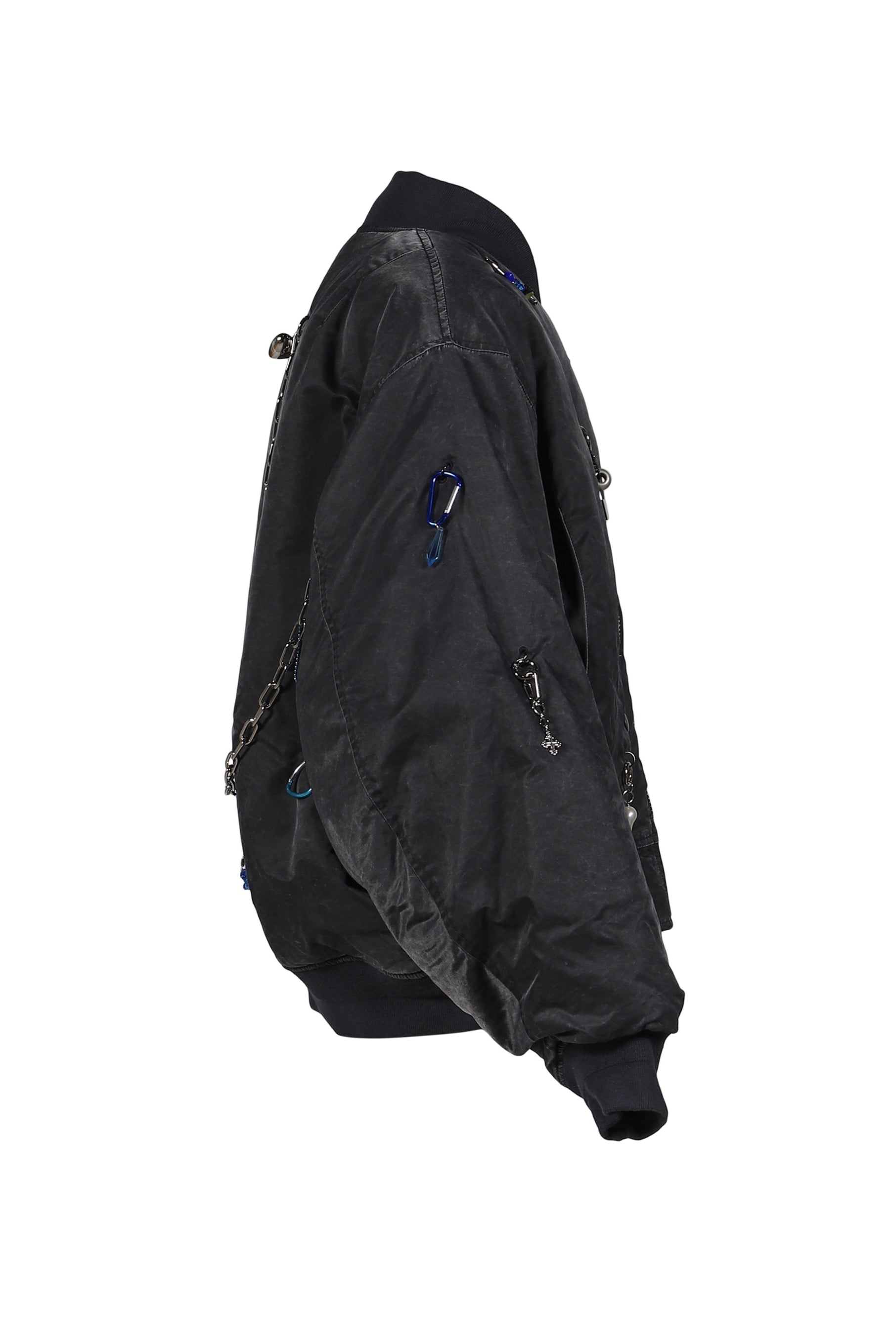 KEY CHAIN DECORATED BOMBER JACKET / GRY