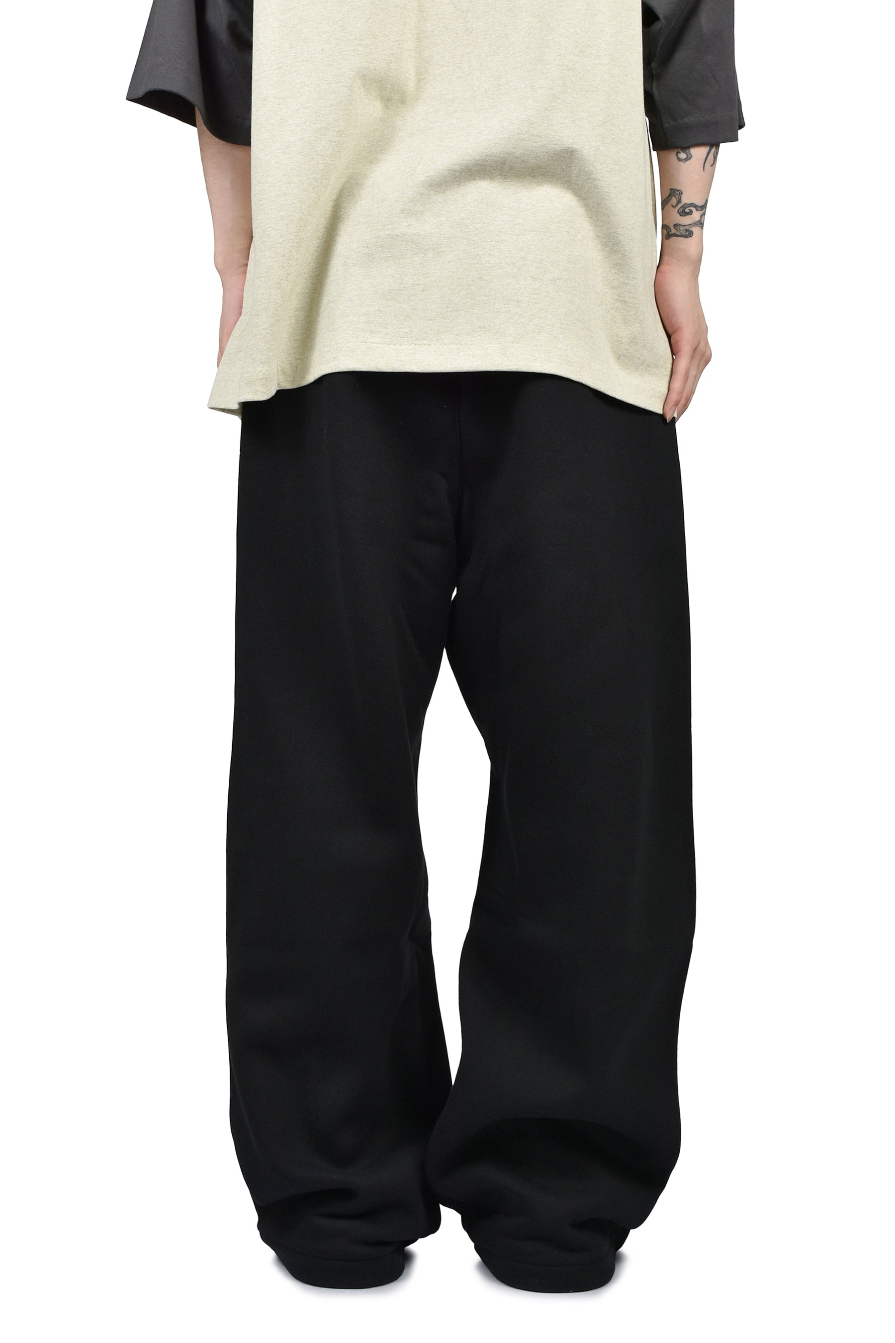 SIGNATURE LOUNGE SWEATPANT / BLK