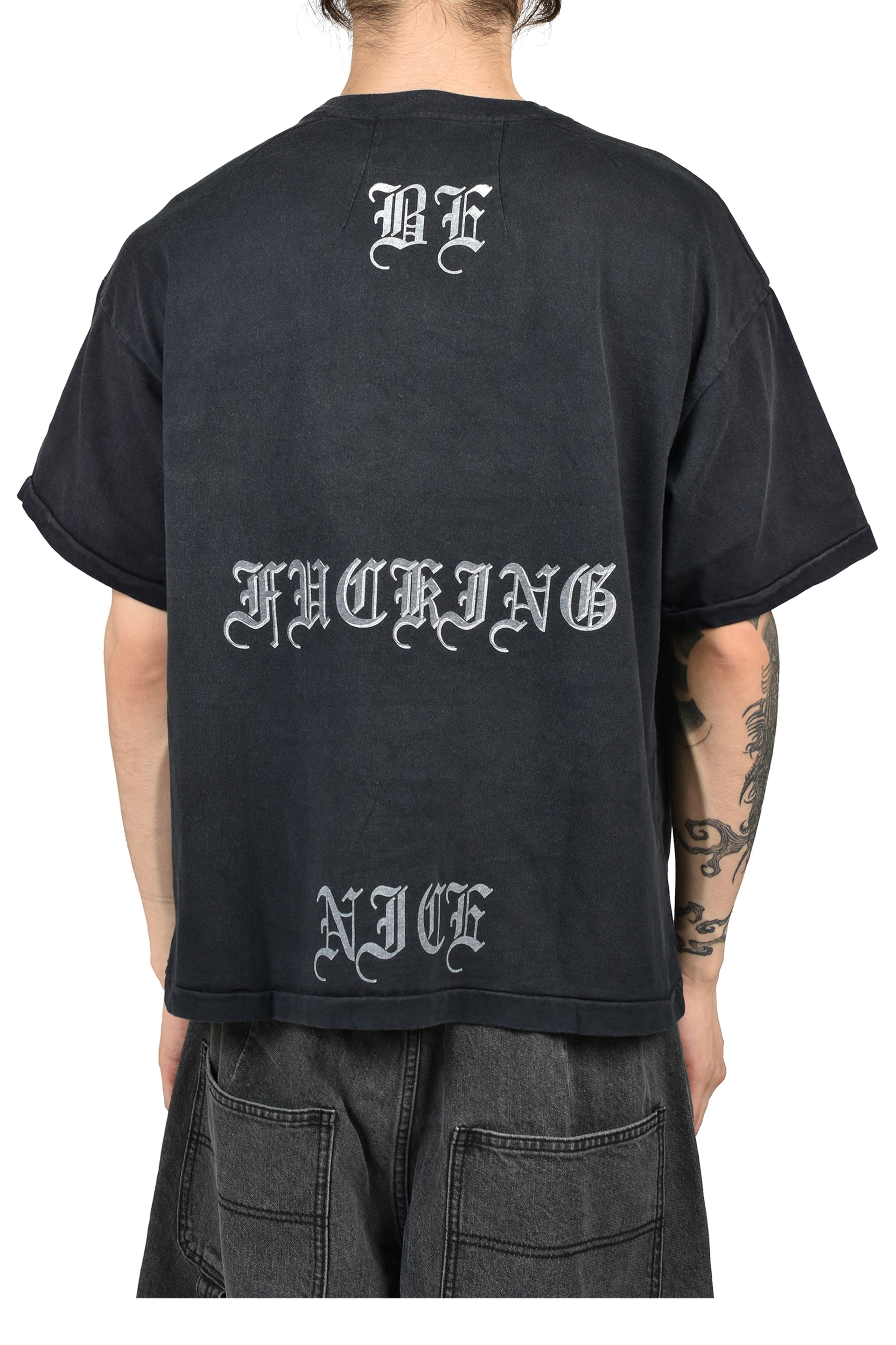 LOVE ME T-SHIRTS / BLK