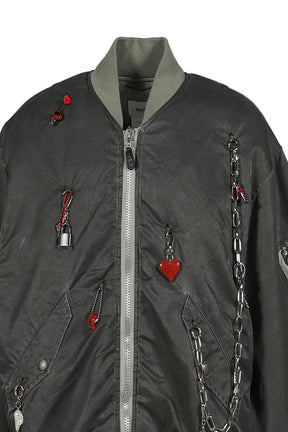 doublet ダブレット FW25 KEY CHAIN DECORATED BOMBER JACKET / KHA