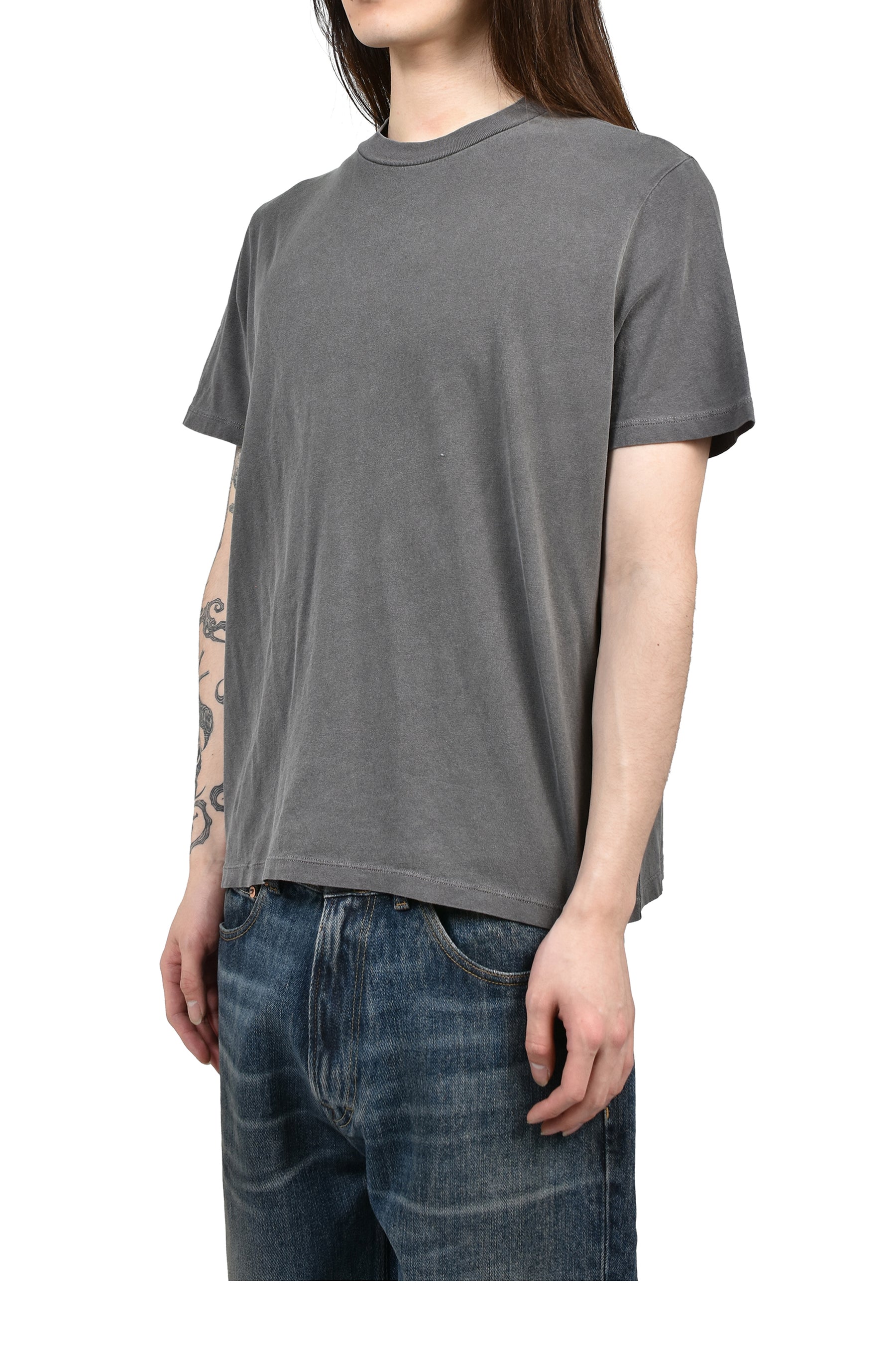 BOX T-SHIRT / WORN GRAPHITE