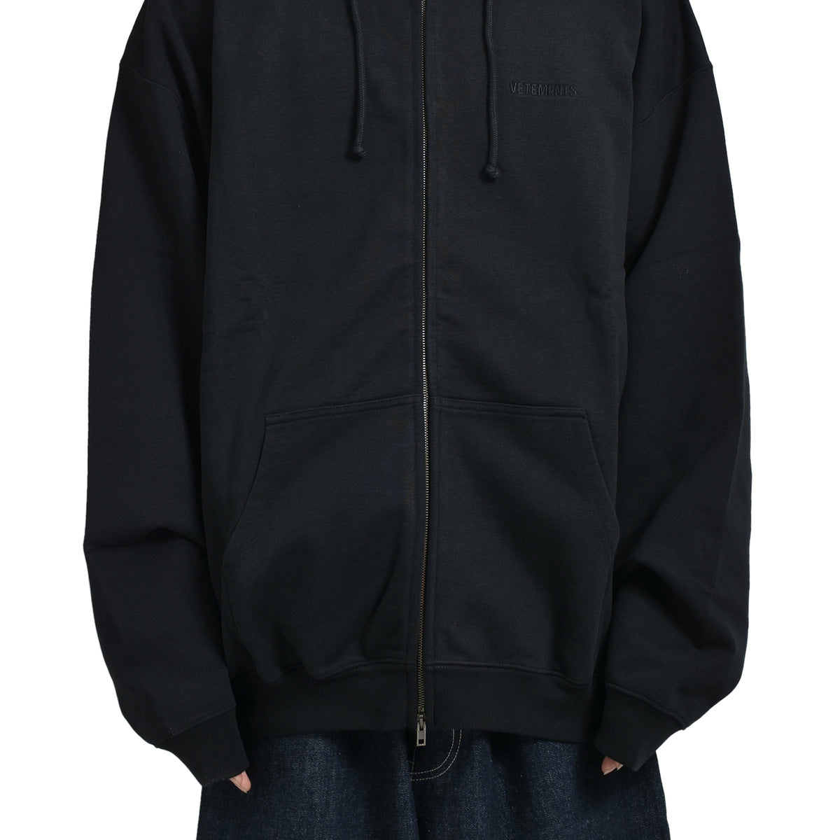 VETEMENTS ヴェトモン FW25 LOGO OVERSIZED ZIP-UP HOODIE / BLK