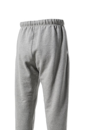 FLEECE ESSENTIAL SWEATPANT / D.HEATHER