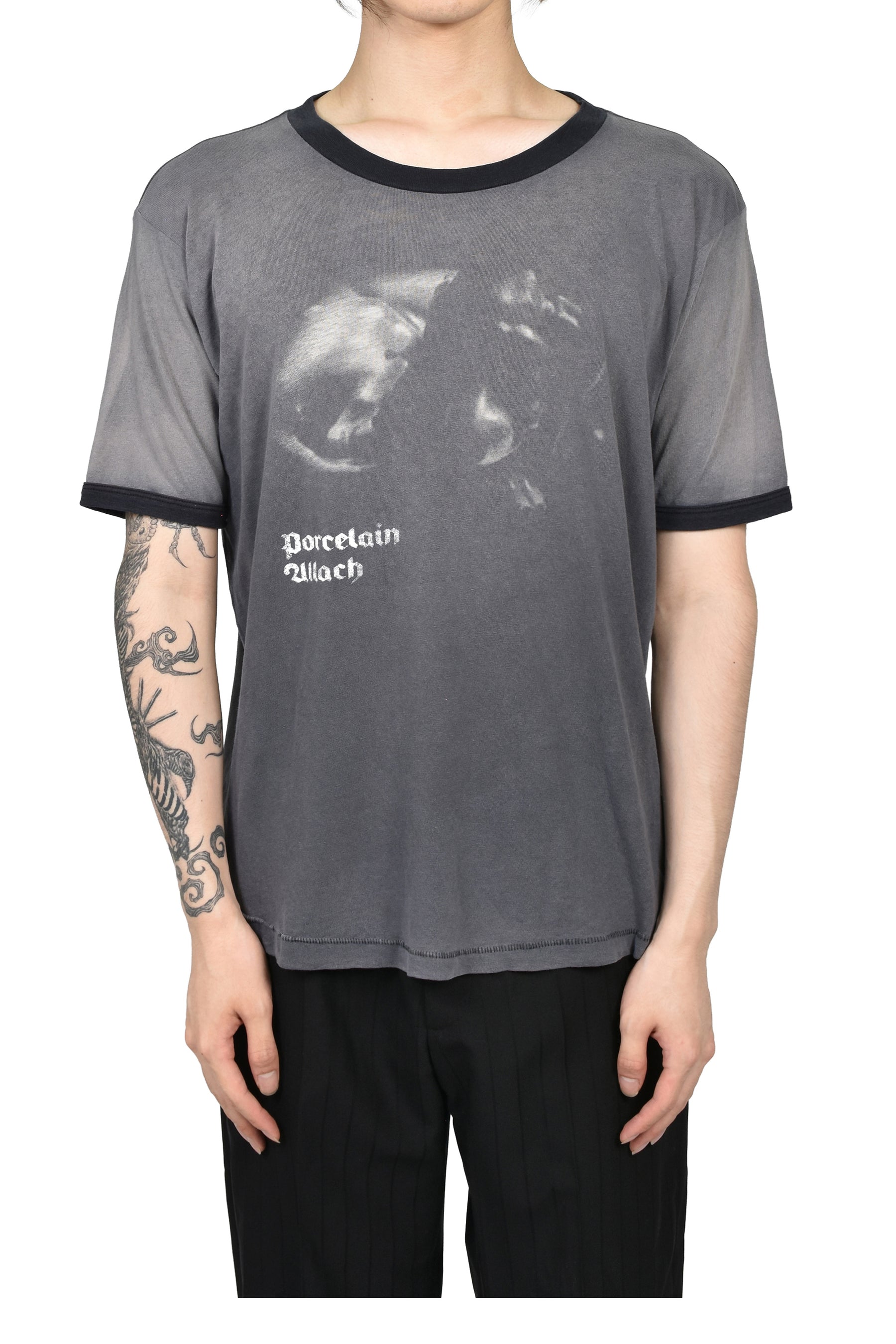 PORCELAIN DOG PATCH RINGER T-SHIRT / FADED CHA BLK