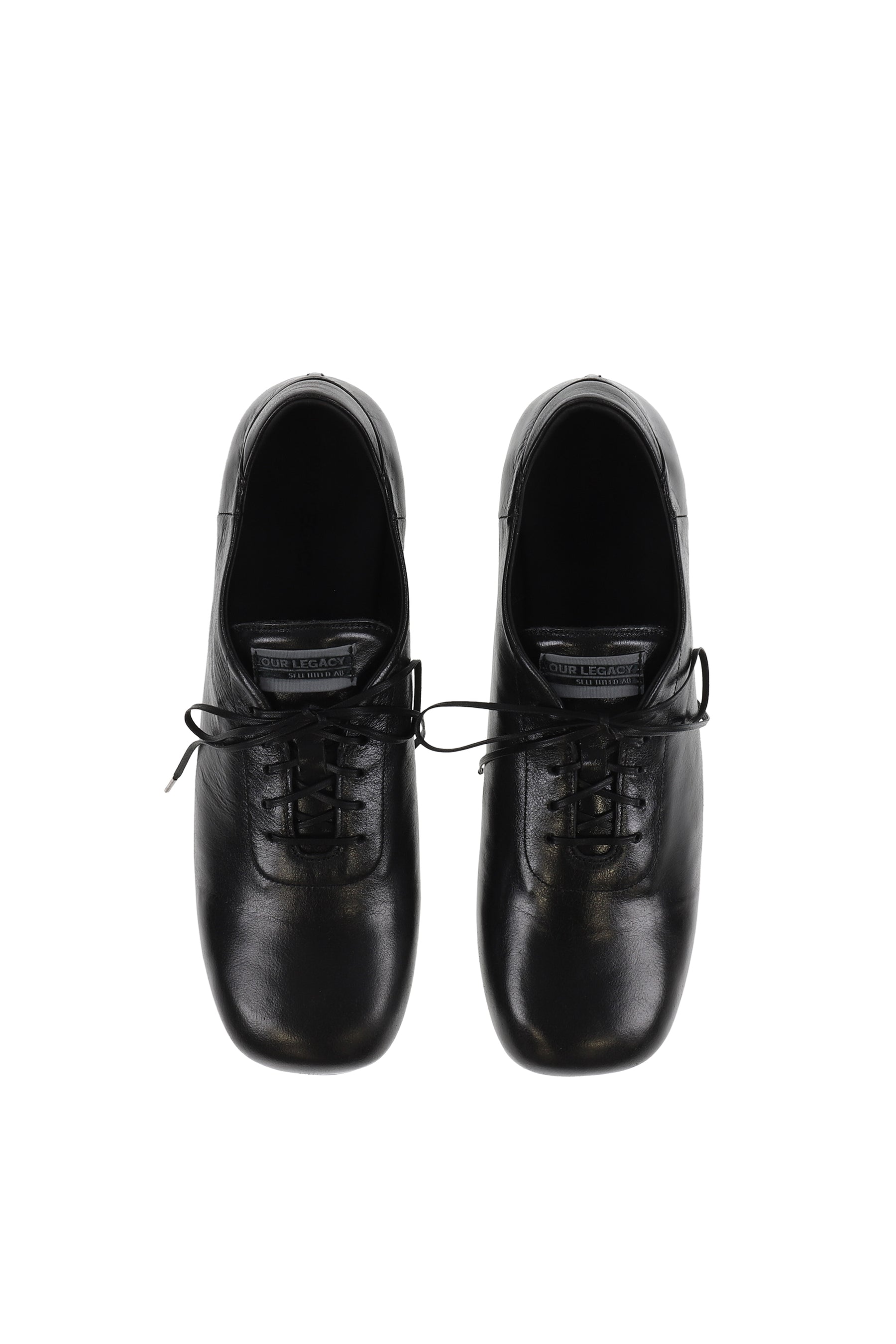SNEAK IN / SOMBRE SATIN BOVINE