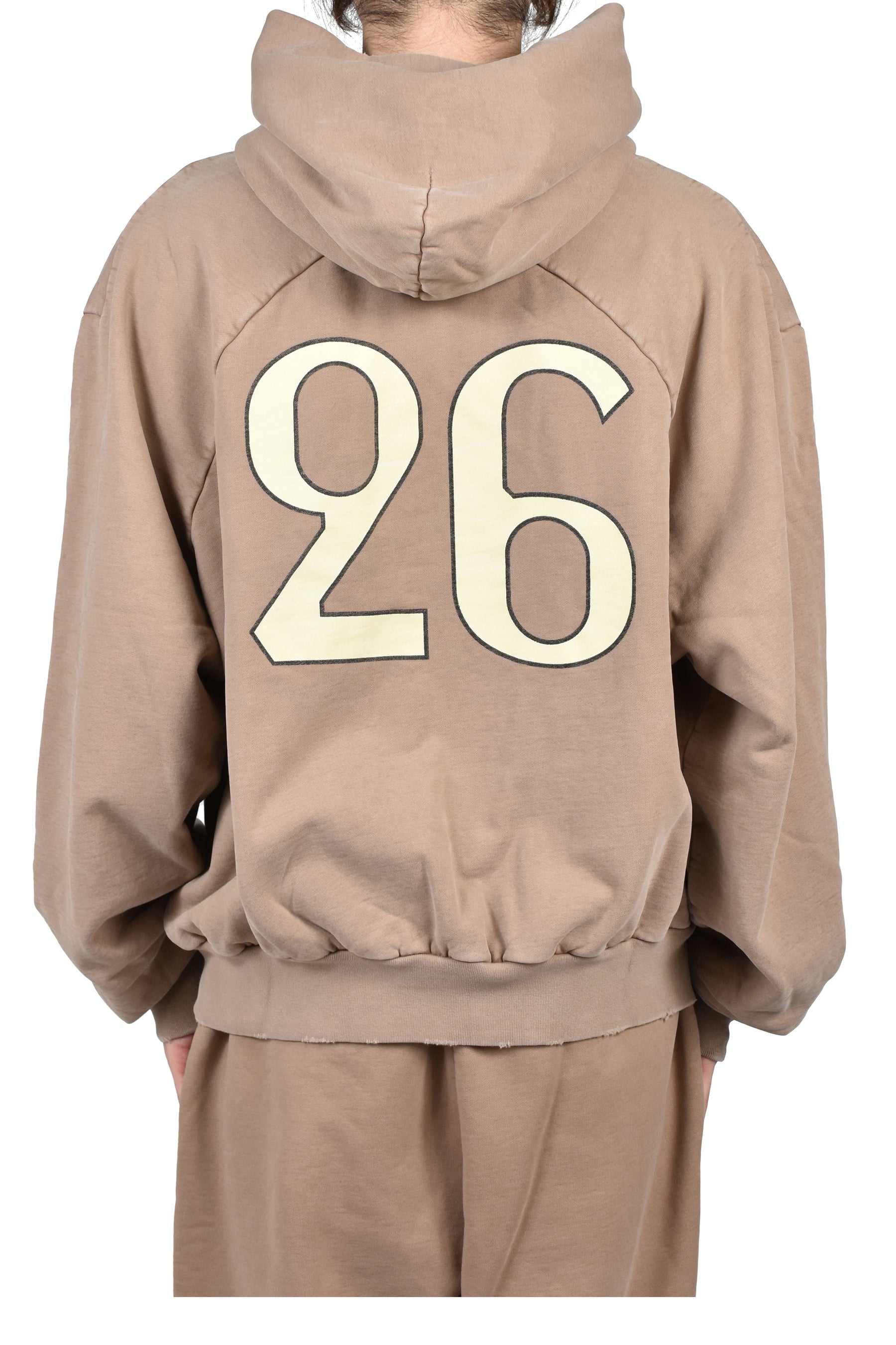 "26" CLASSIC FIT HALF RAGLAN HOODIE / DUNE PEARL