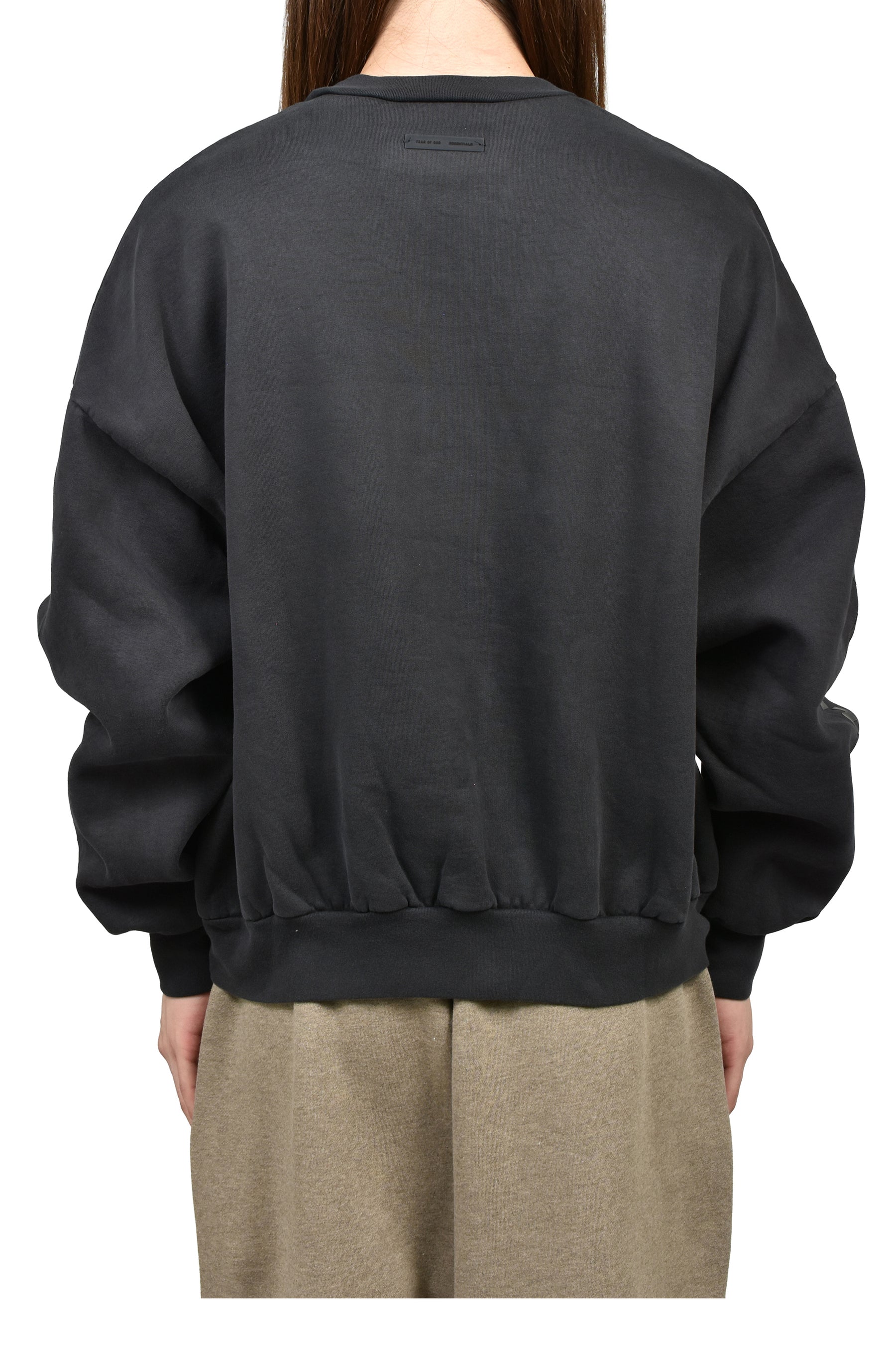 CROPPED RELAXED SWEATSHIRT / VTG BLK