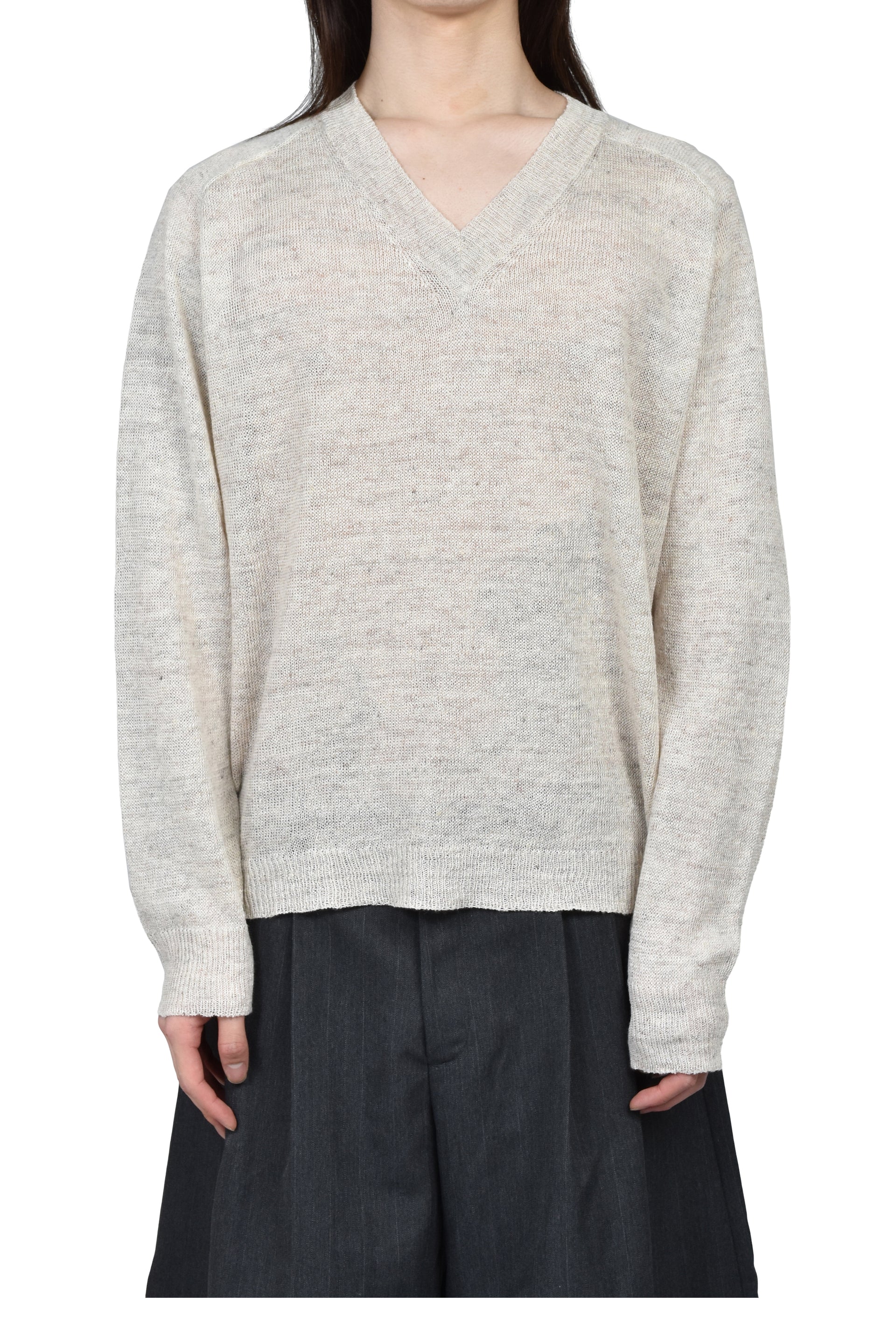 RUE V-NECK / SOFT ECRU CYCLONE