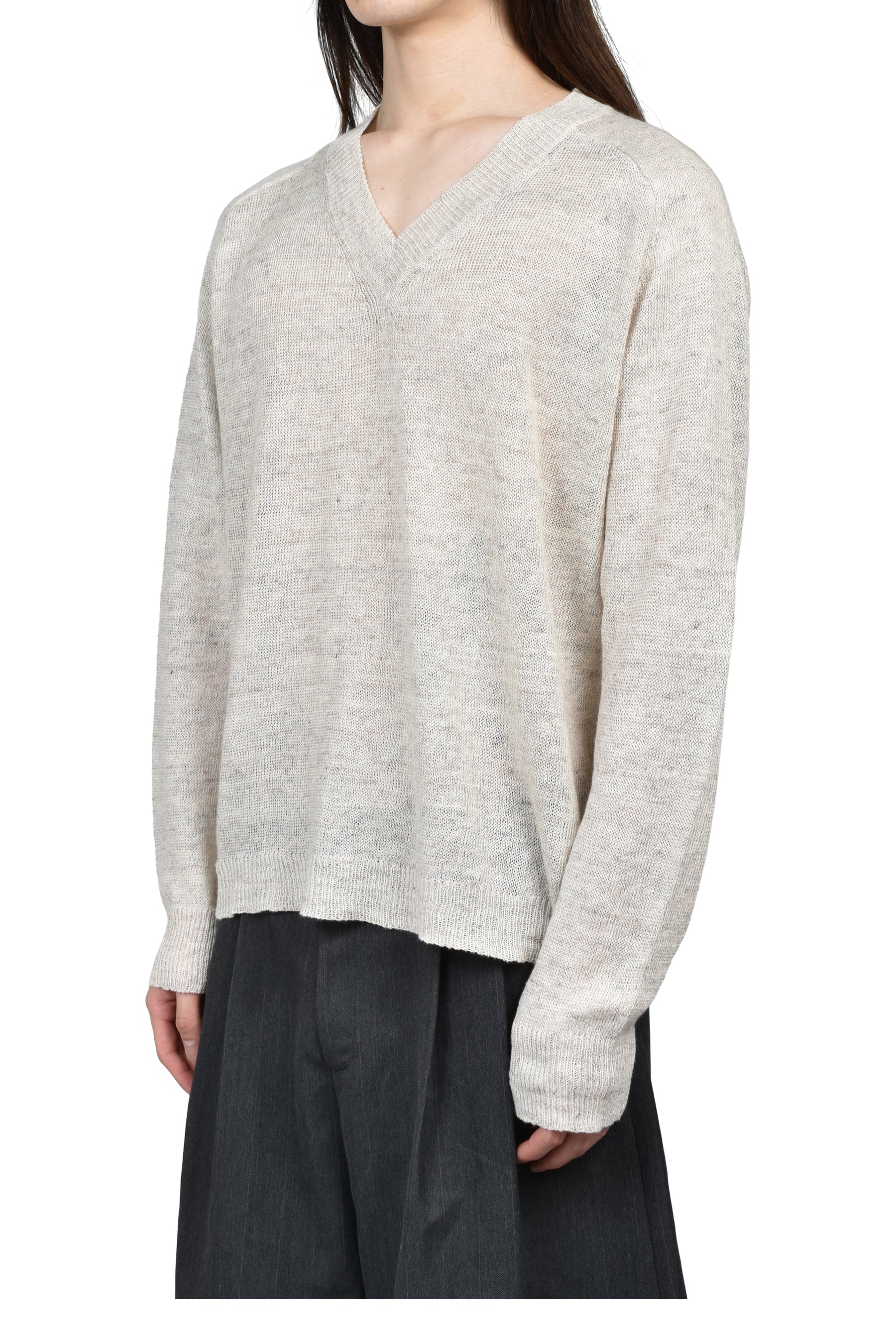RUE V-NECK / SOFT ECRU CYCLONE