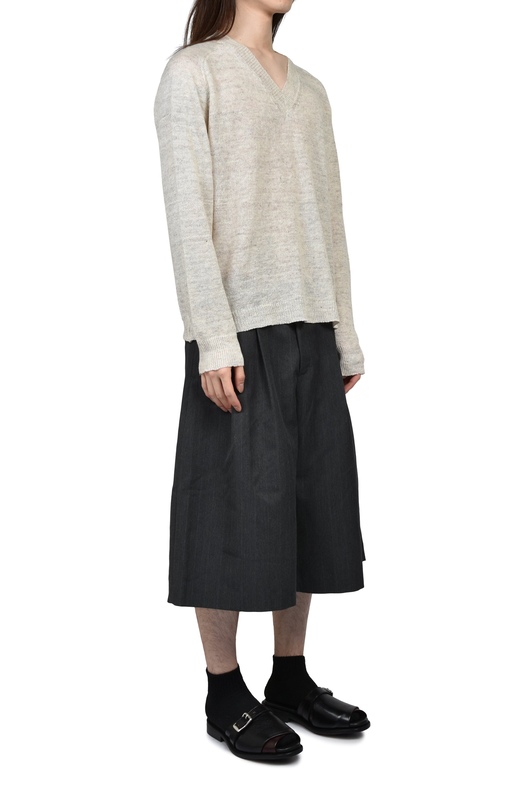 RUE V-NECK / SOFT ECRU CYCLONE