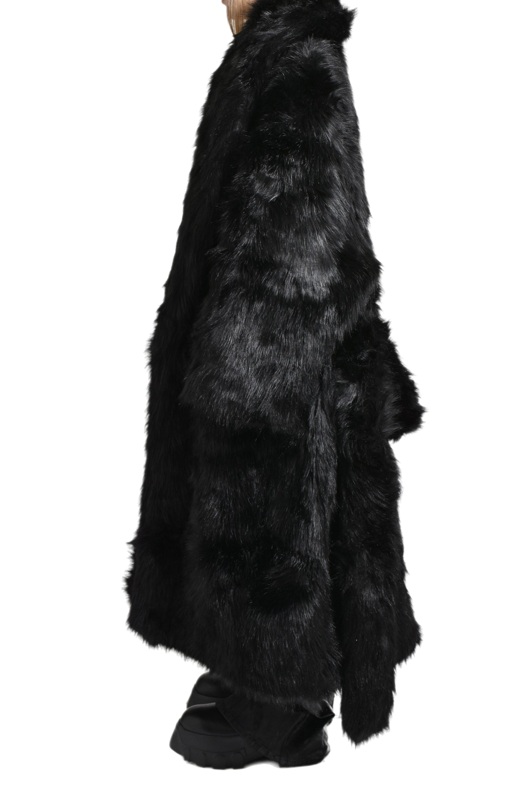 VAST FUR COAT / BLK