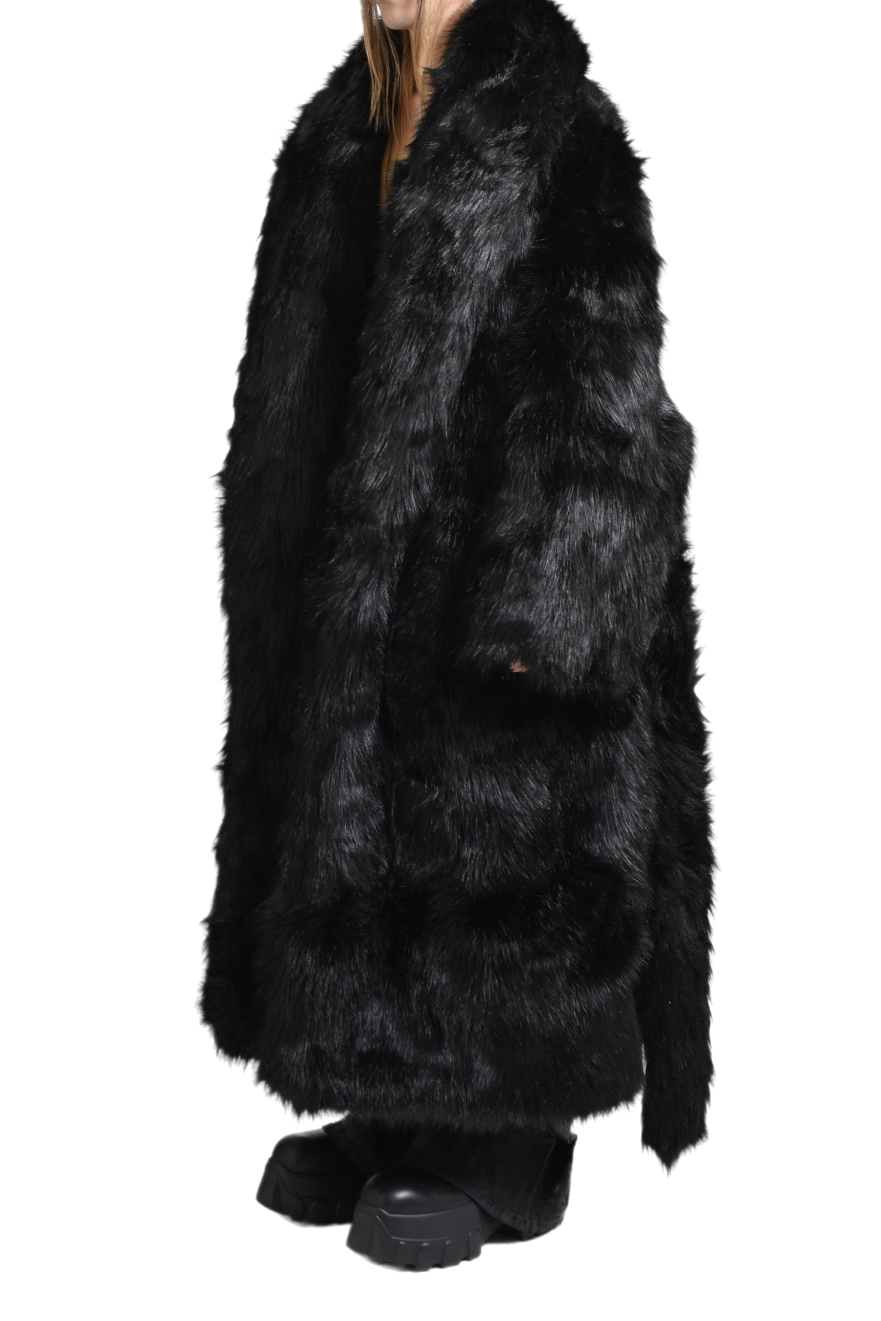 VAST FUR COAT / BLK