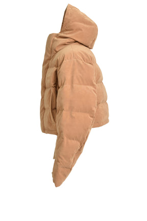 FAUX SUEDE SHORT HOODED DOWN / BEI